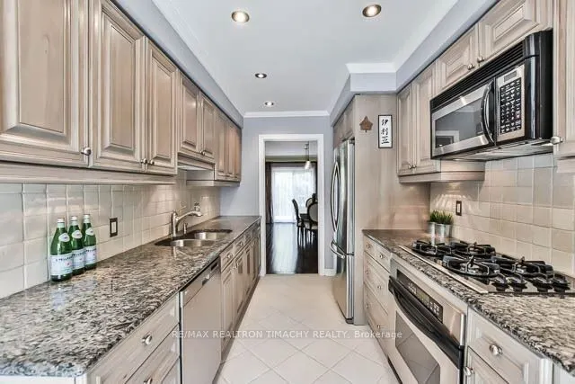 91 Confederation Way #62