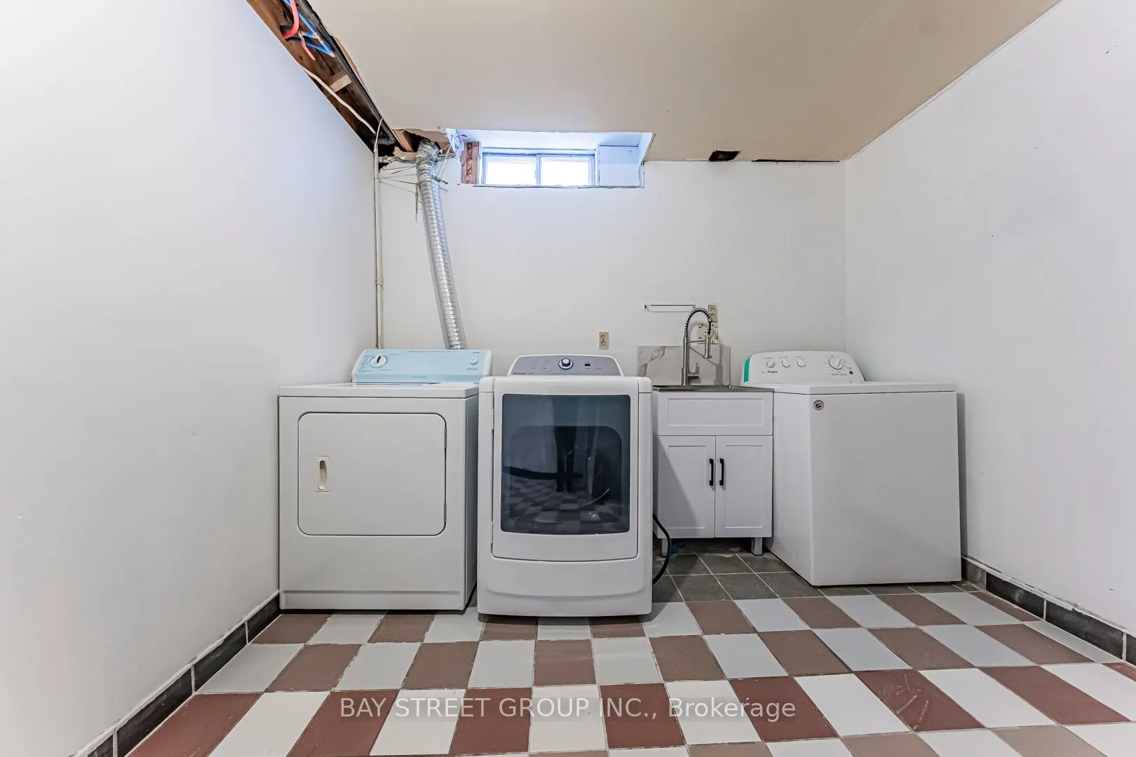 146 Cabinet Crescent