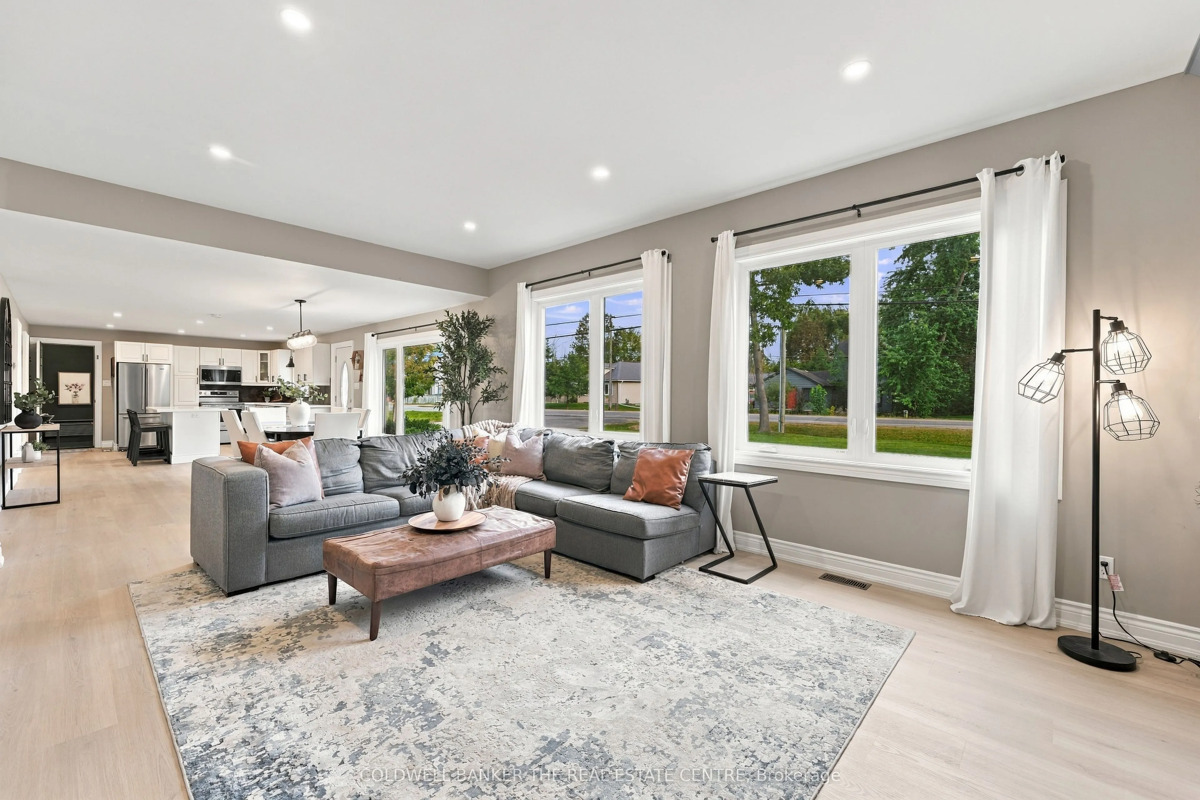968 Metro Road N