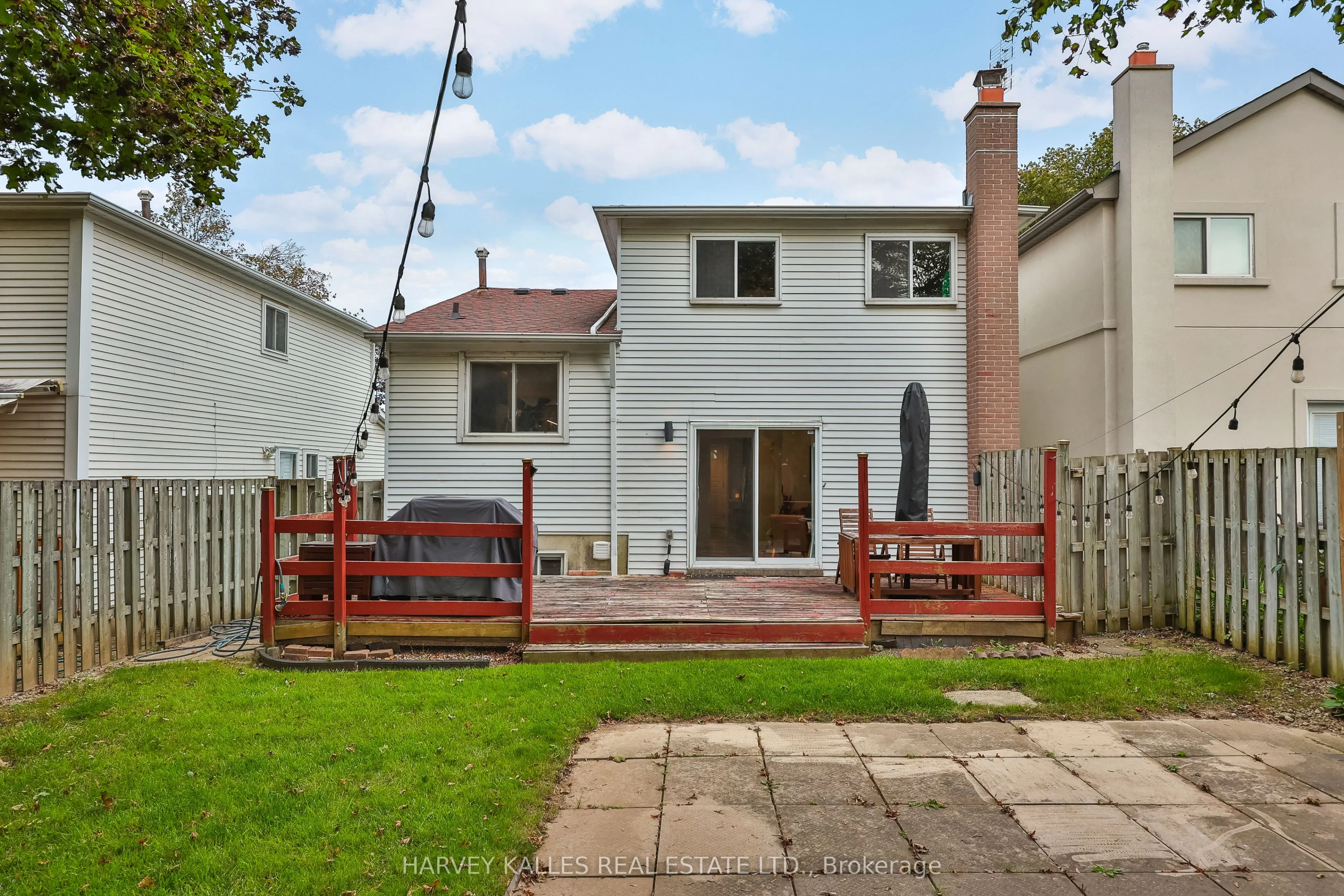 213 Simonston Boulevard