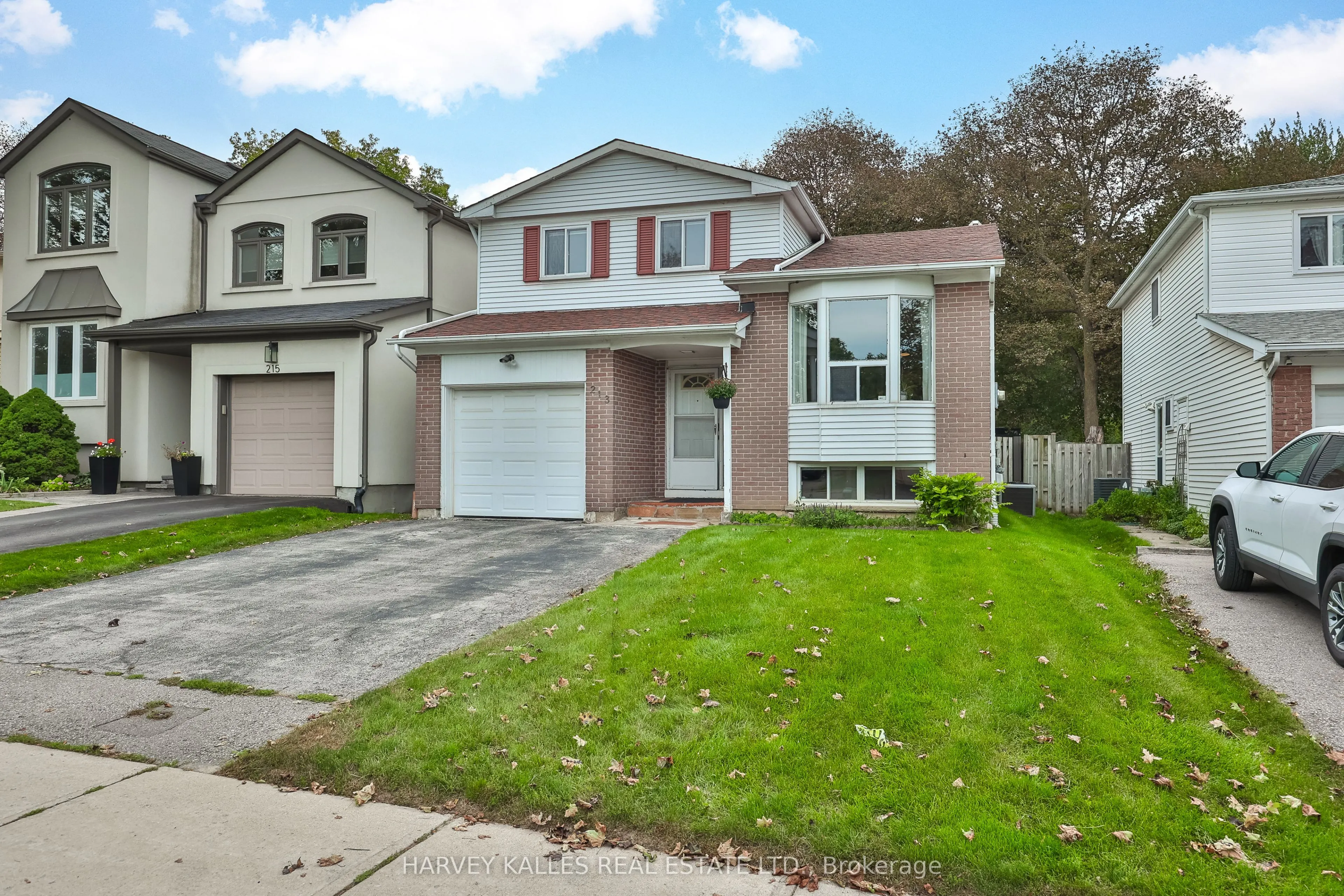 213 Simonston Boulevard