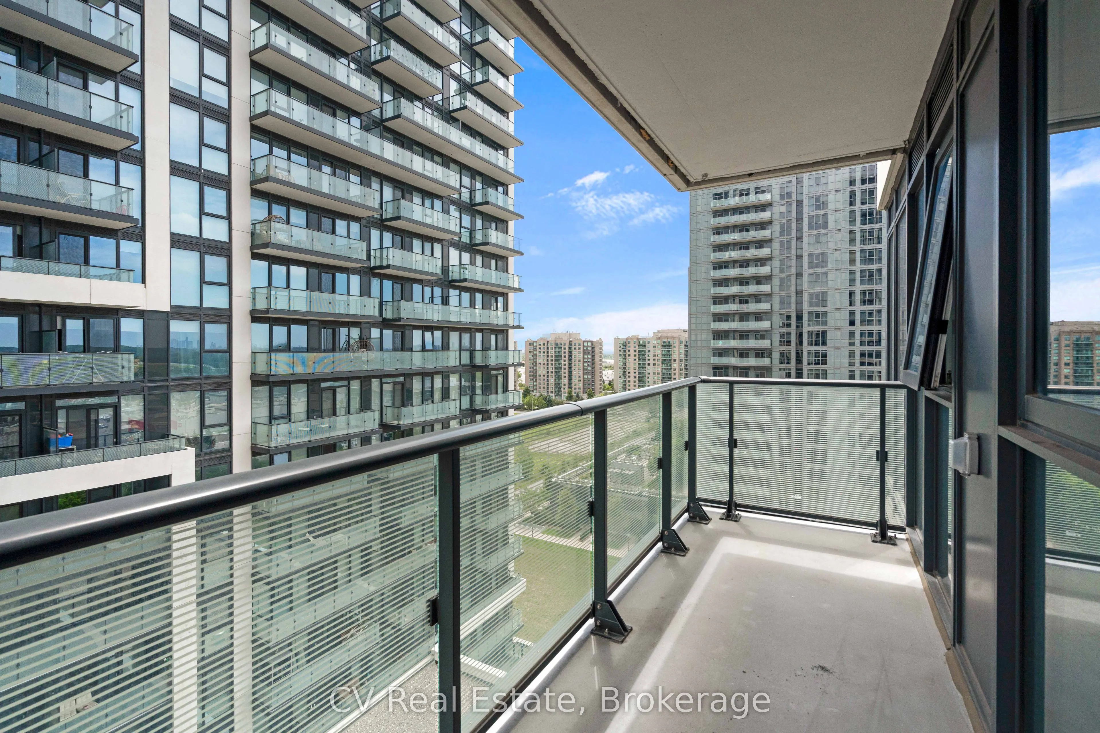 95 Oneida Crescent #1109