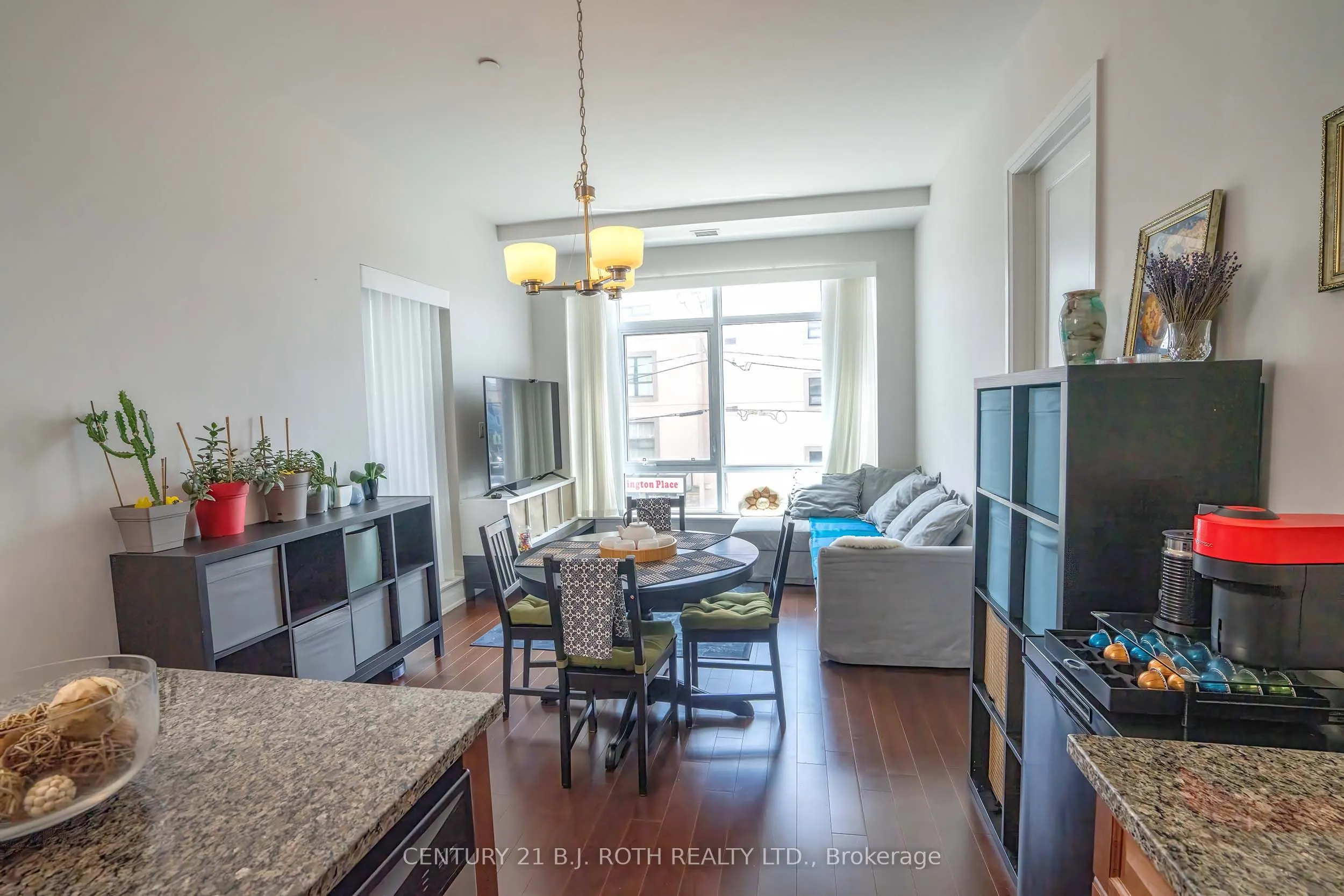 15277 Yonge Street S #313