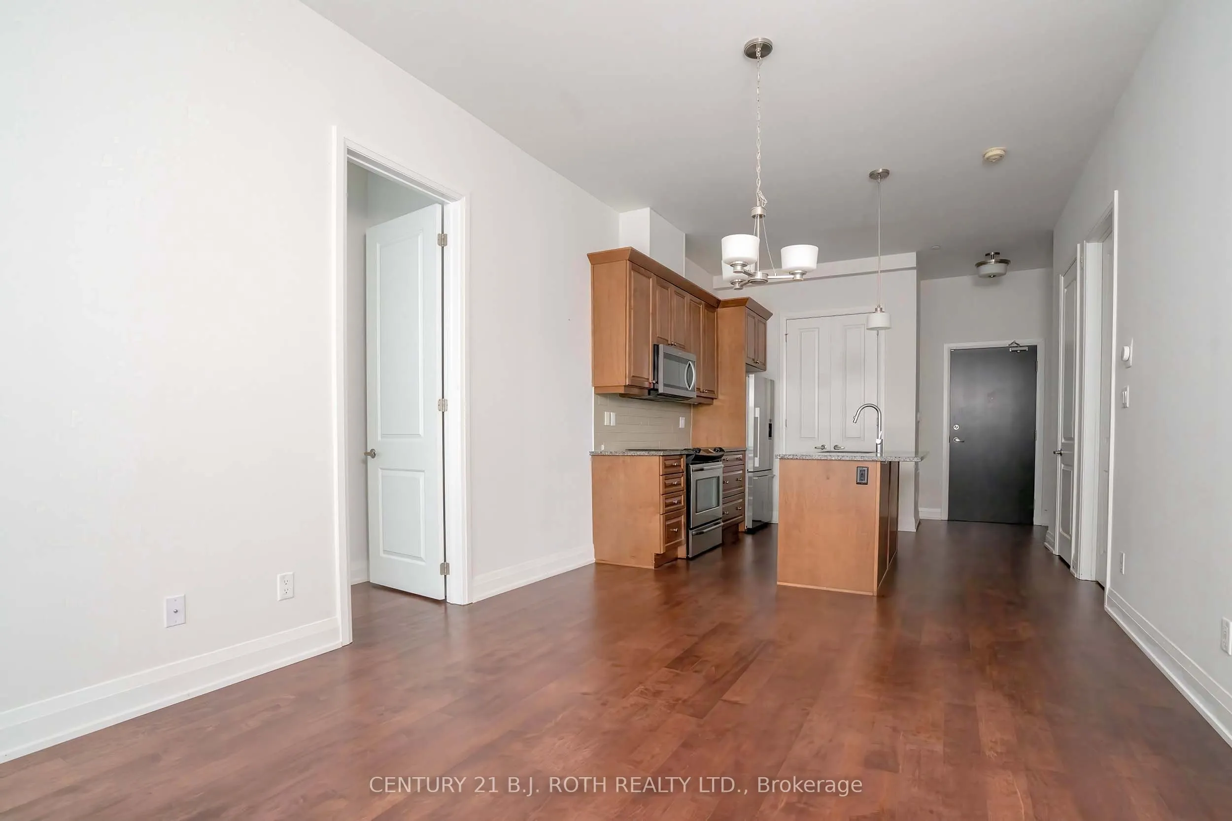 15277 Yonge Street S #313