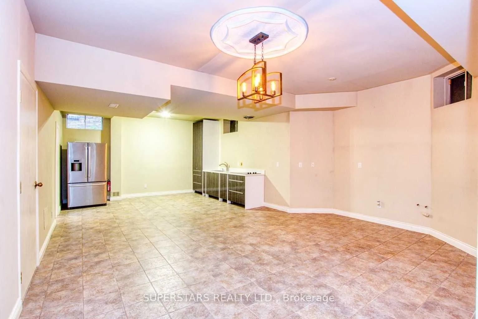 8 Huronia Place #Bsmt