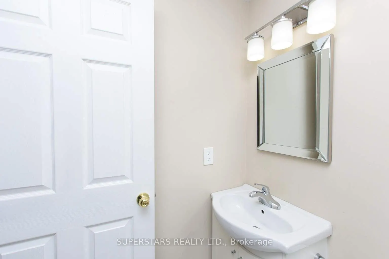 8 Huronia Place #Bsmt