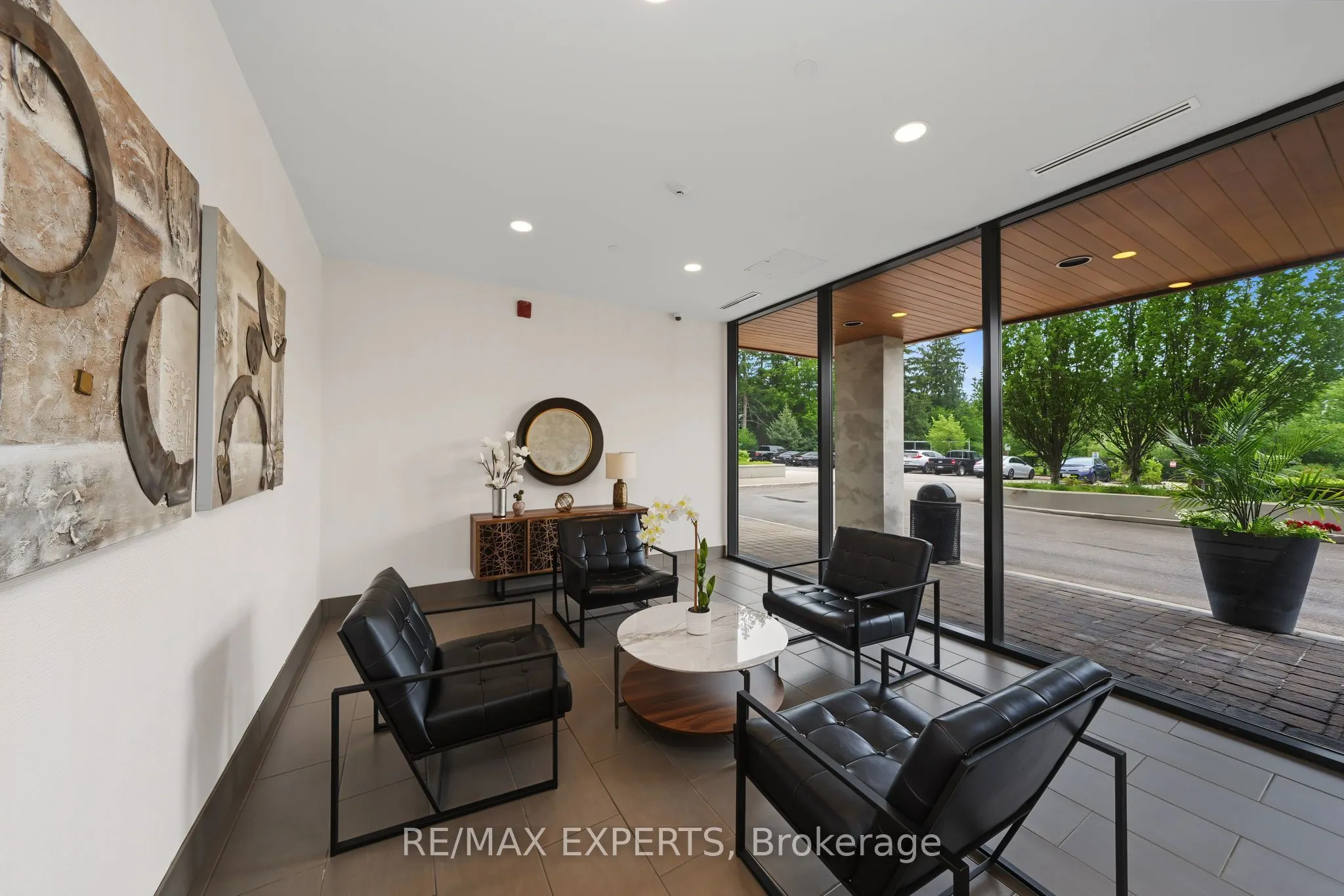 4700 Highway 7 #414