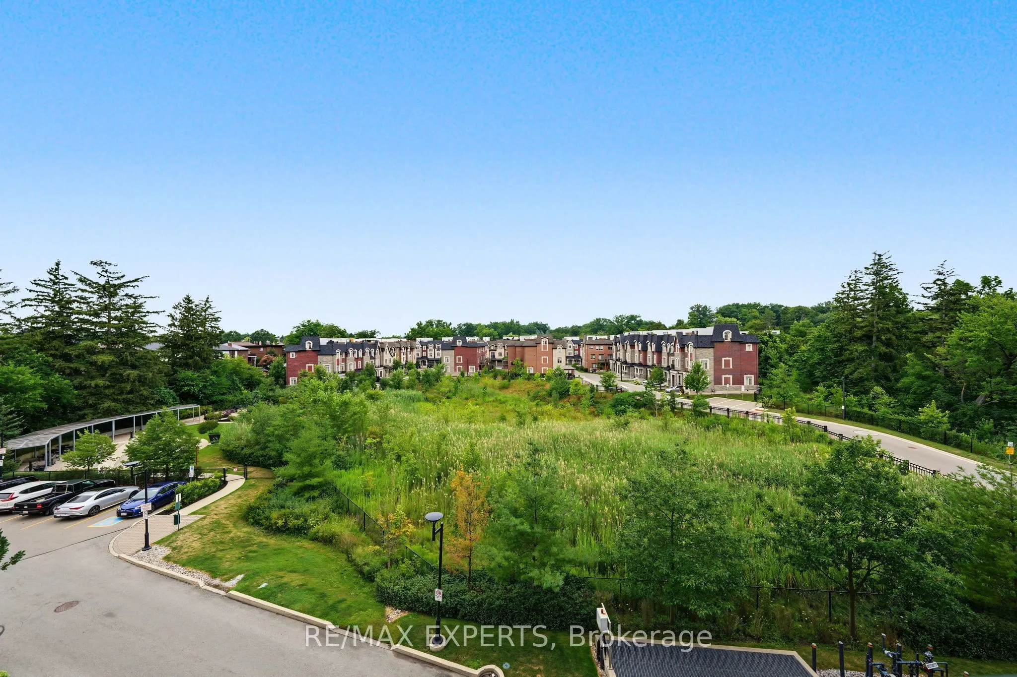 4700 Highway 7 #414