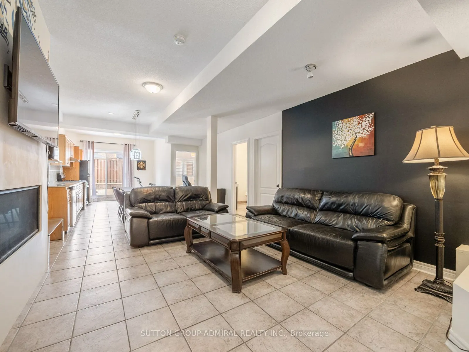 119 Blackthorn Drive