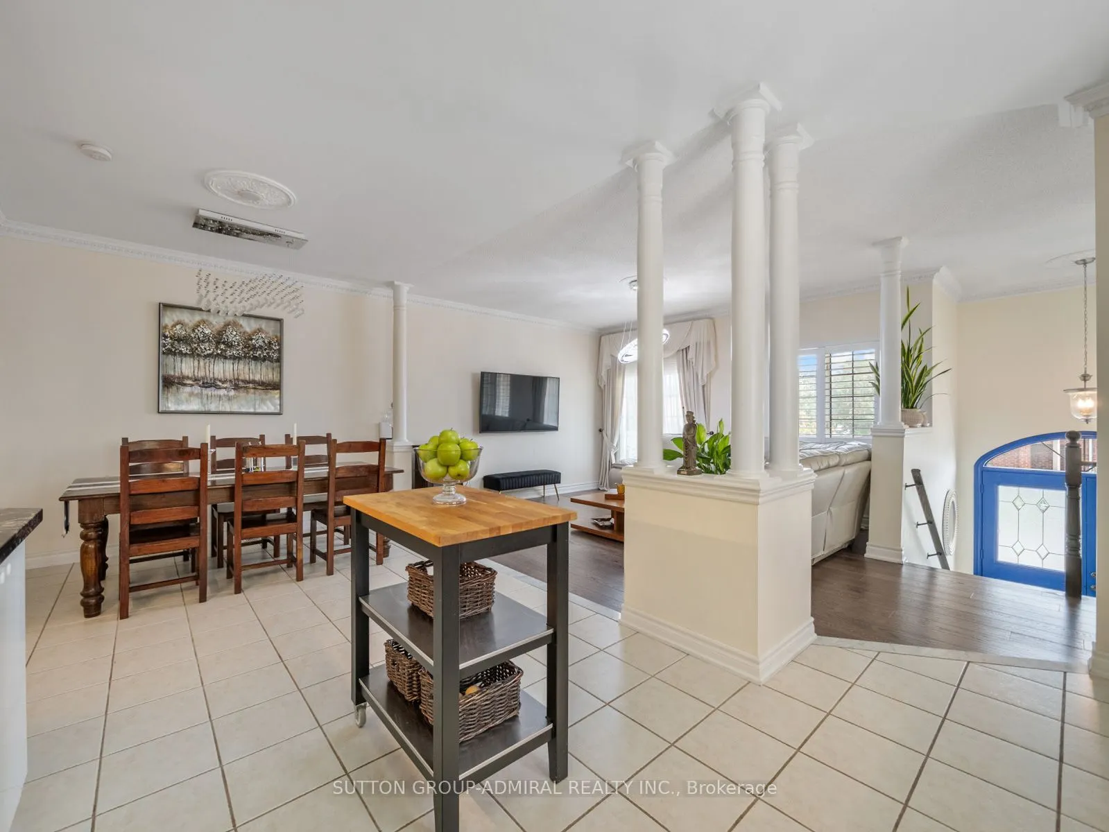 119 Blackthorn Drive