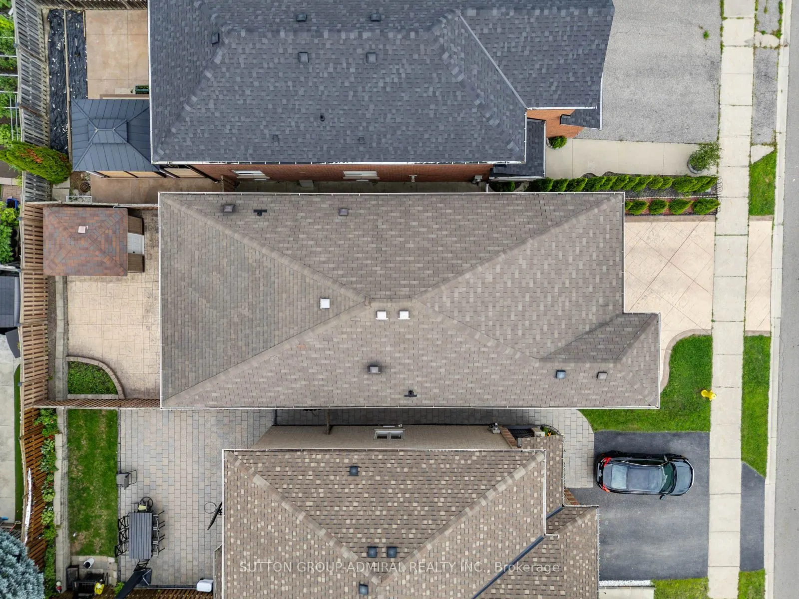 119 Blackthorn Drive