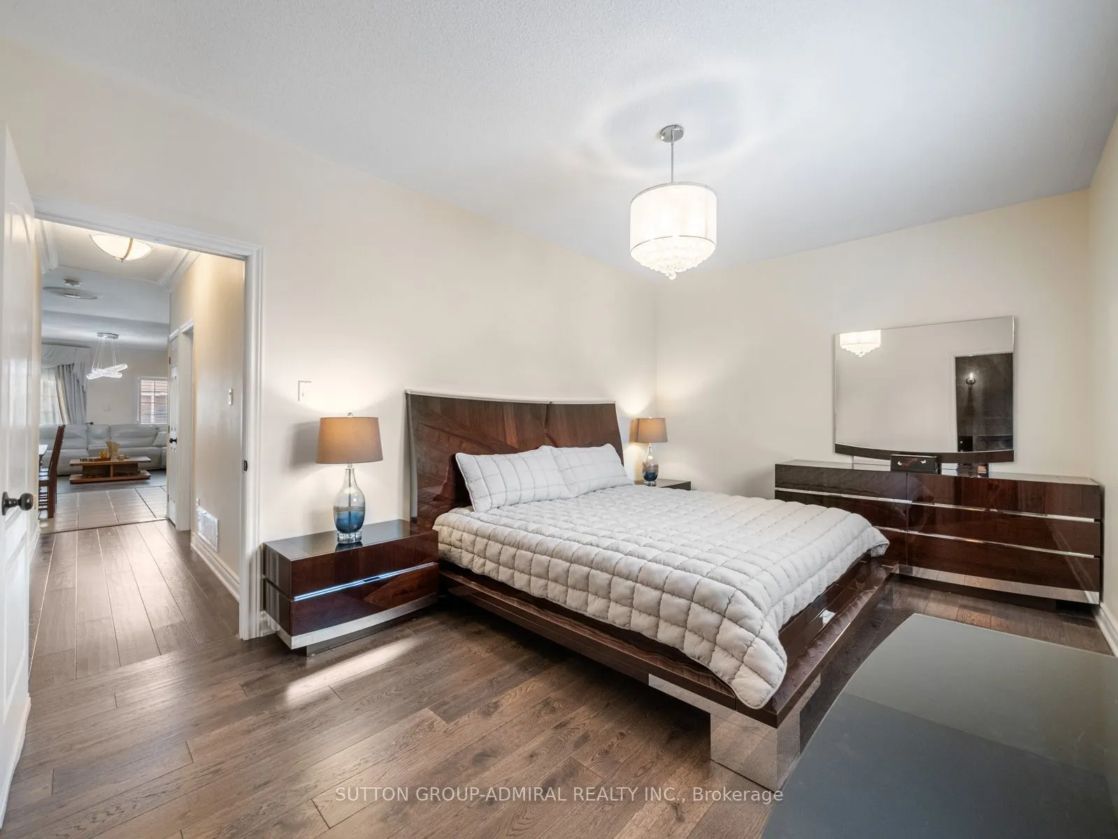 119 Blackthorn Drive