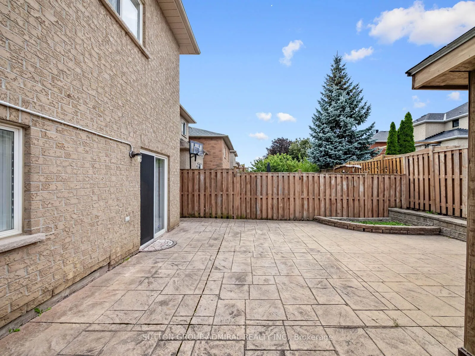 119 Blackthorn Drive