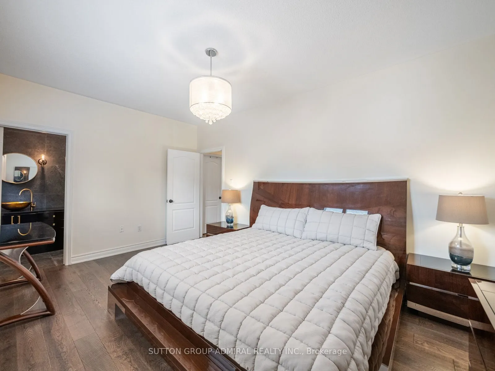 119 Blackthorn Drive