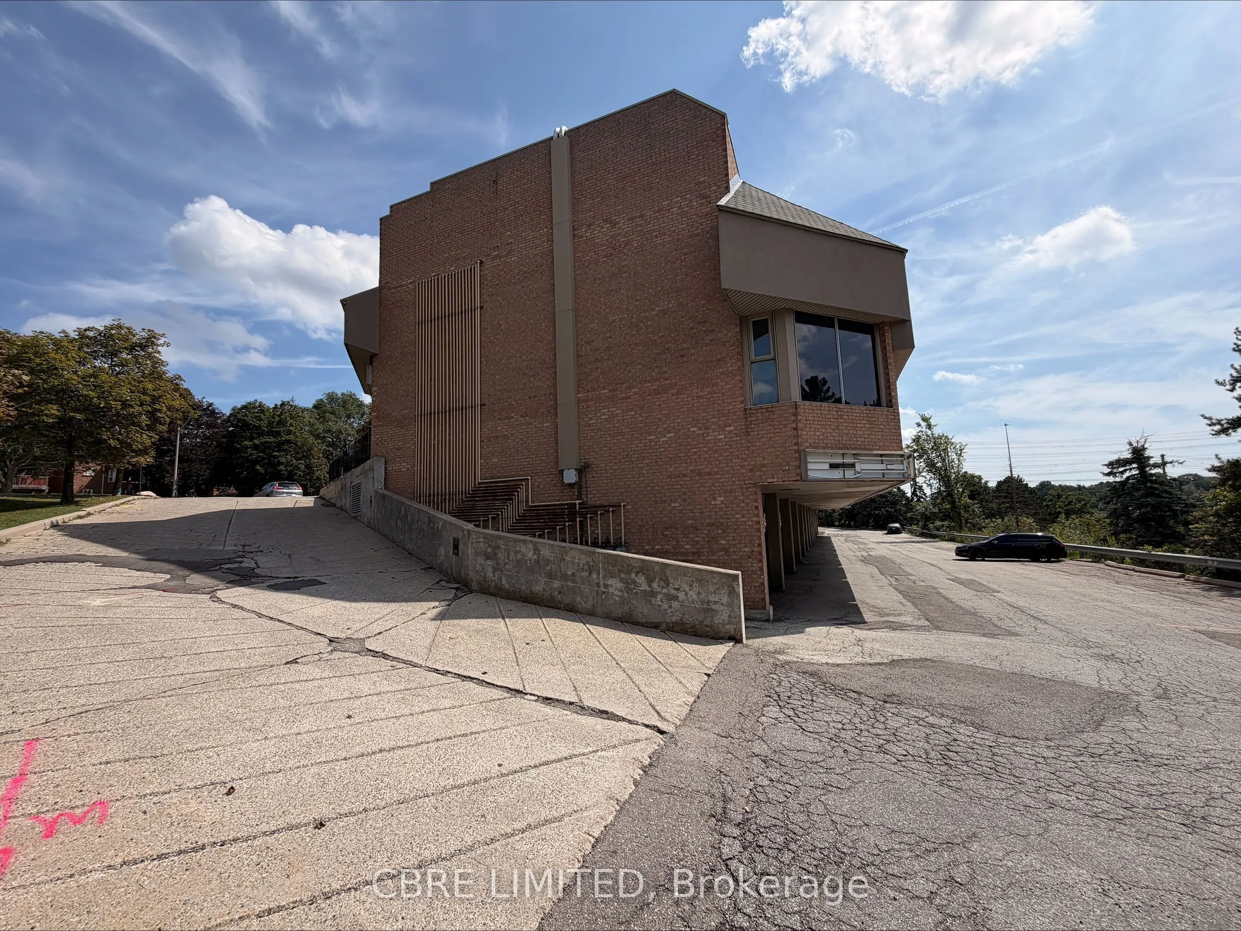 2 Hunters Point Drive #11-19