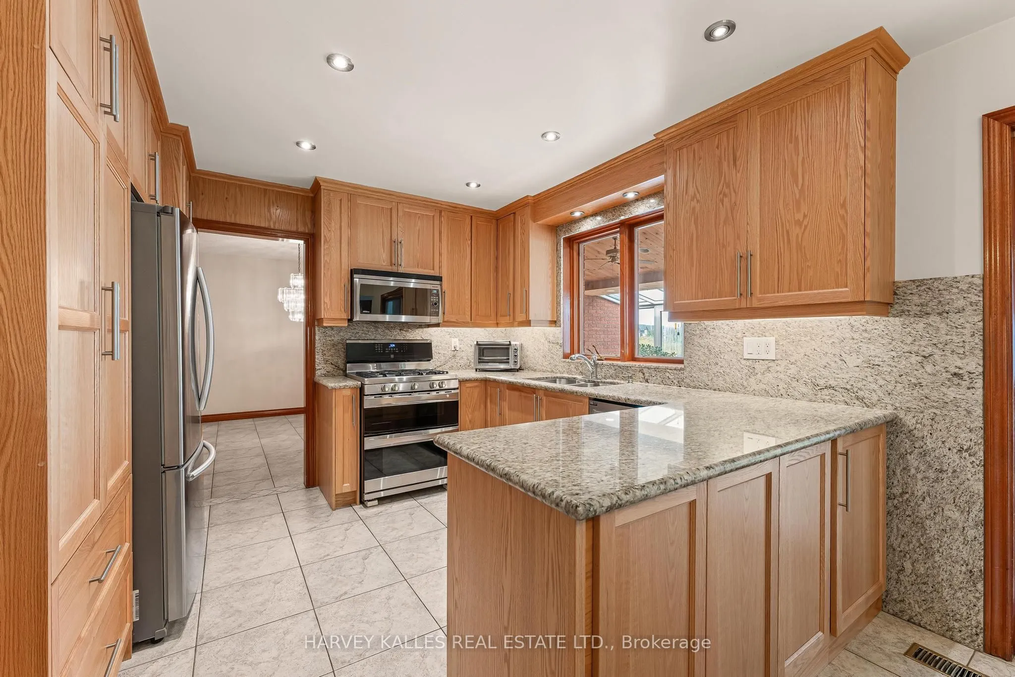 113 Bond Crescent