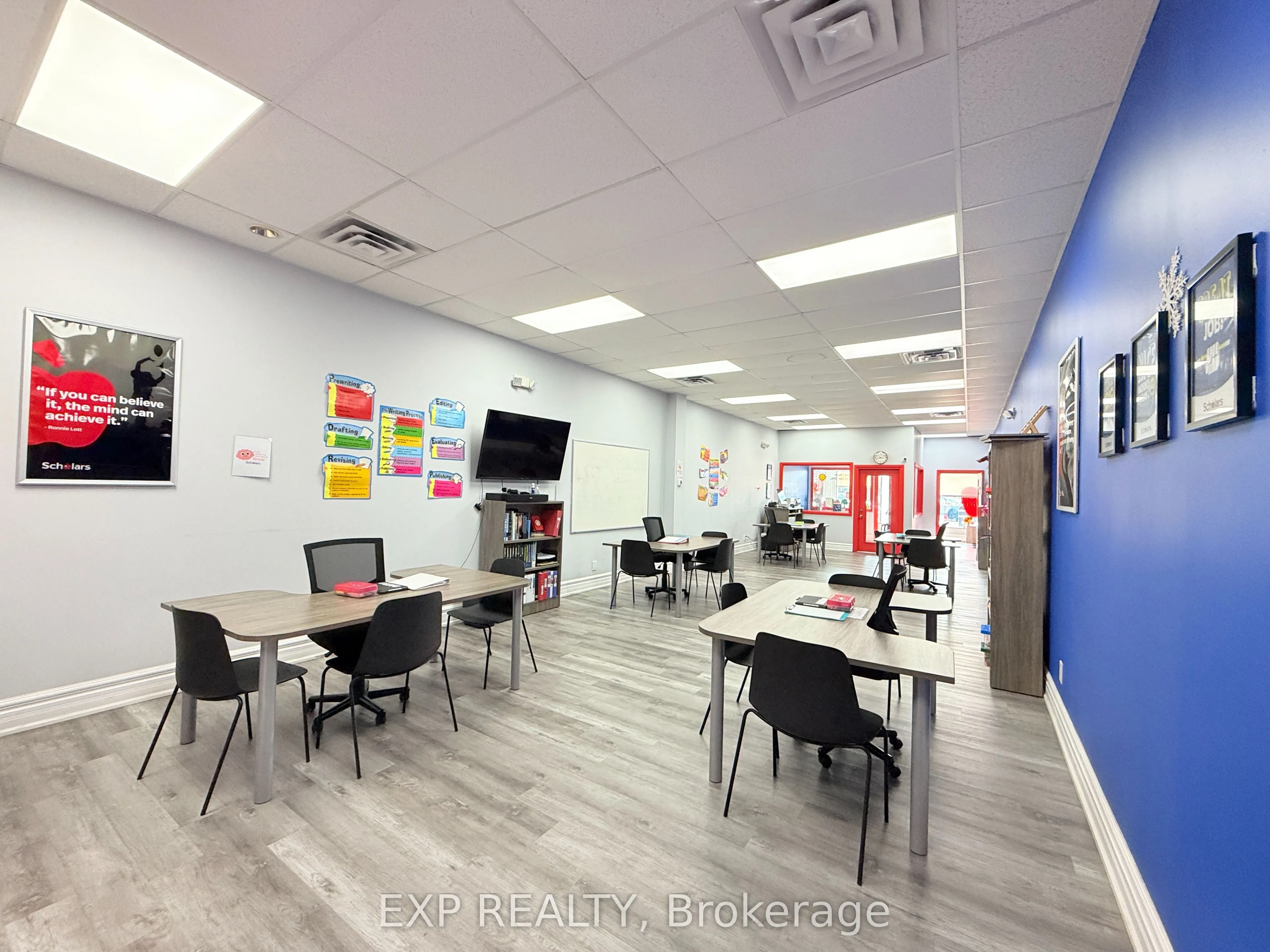 8585 Highway 27 Road ##10