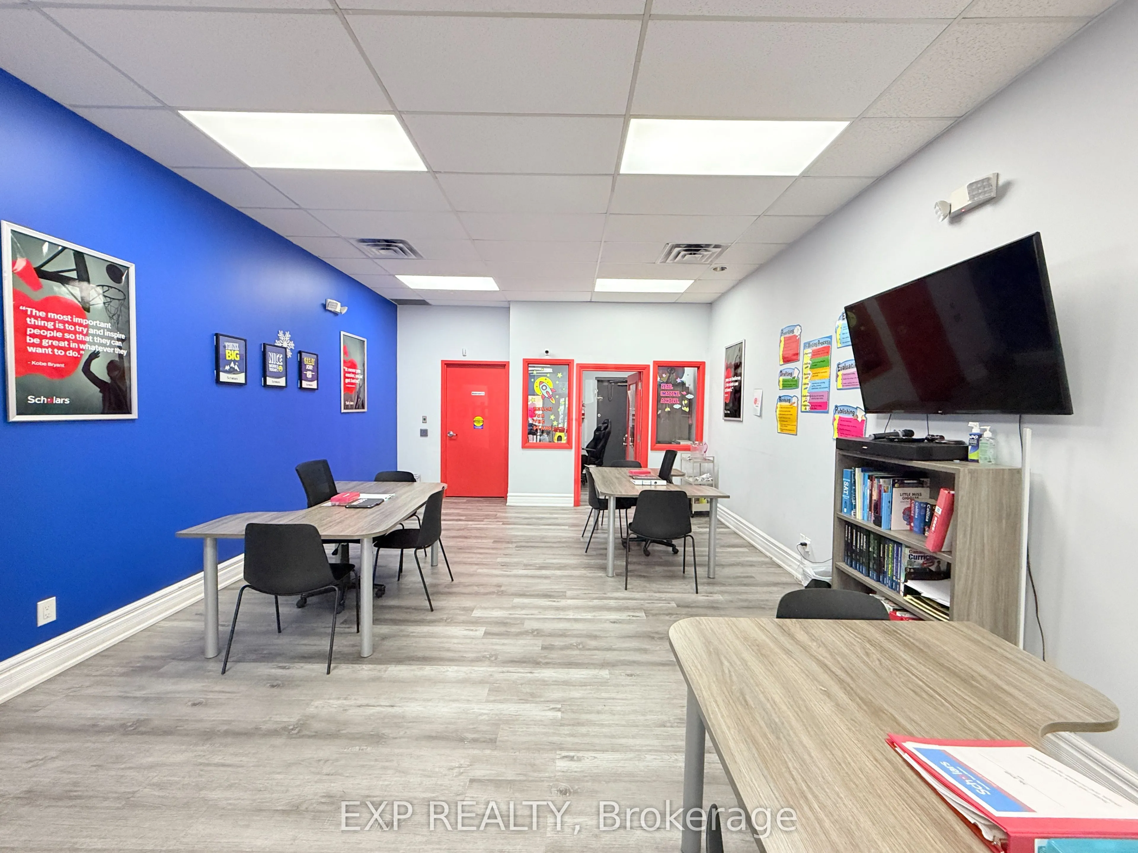 8585 Highway 27 Road ##10