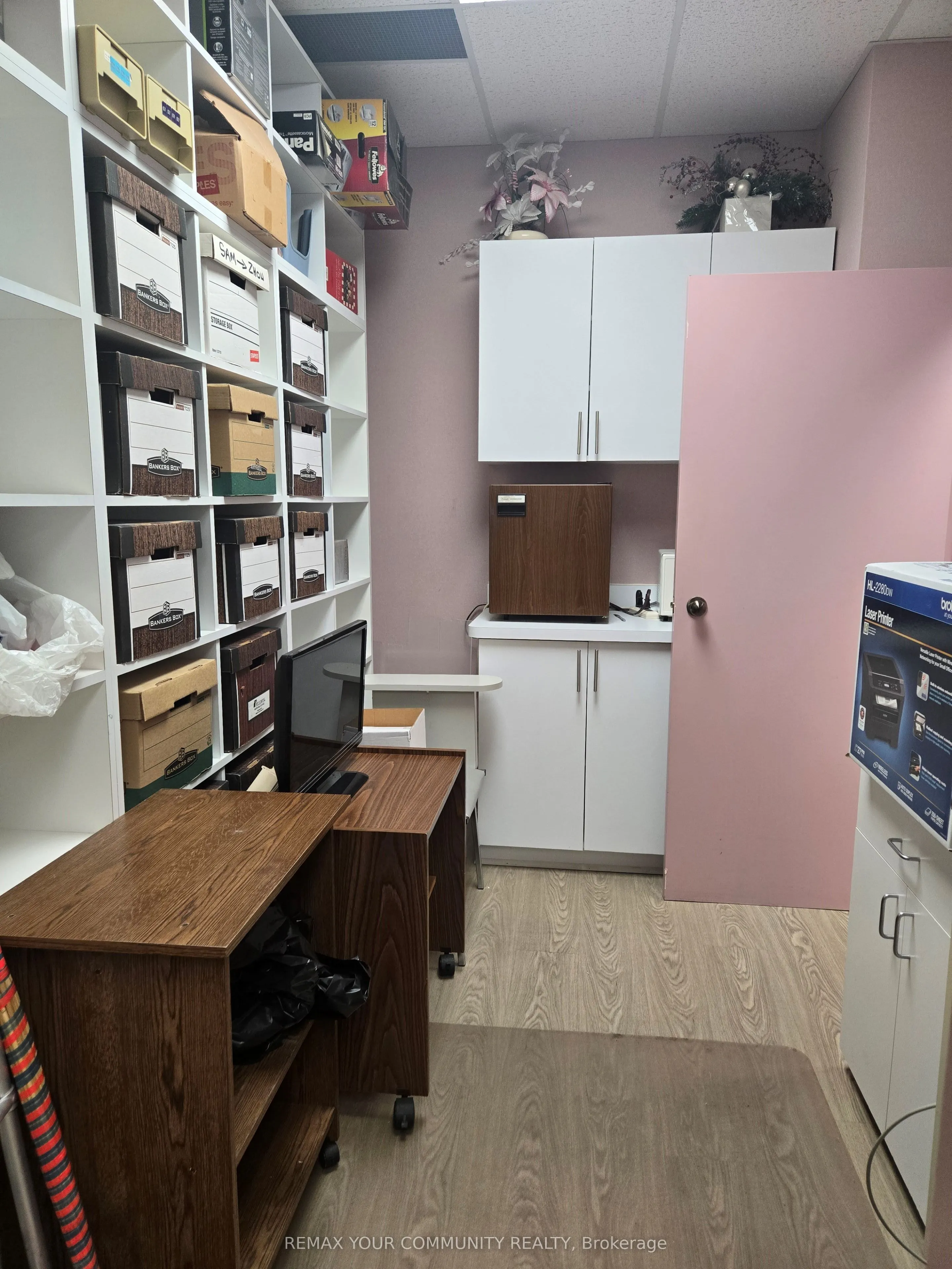 250 Harding Boulevard W #408