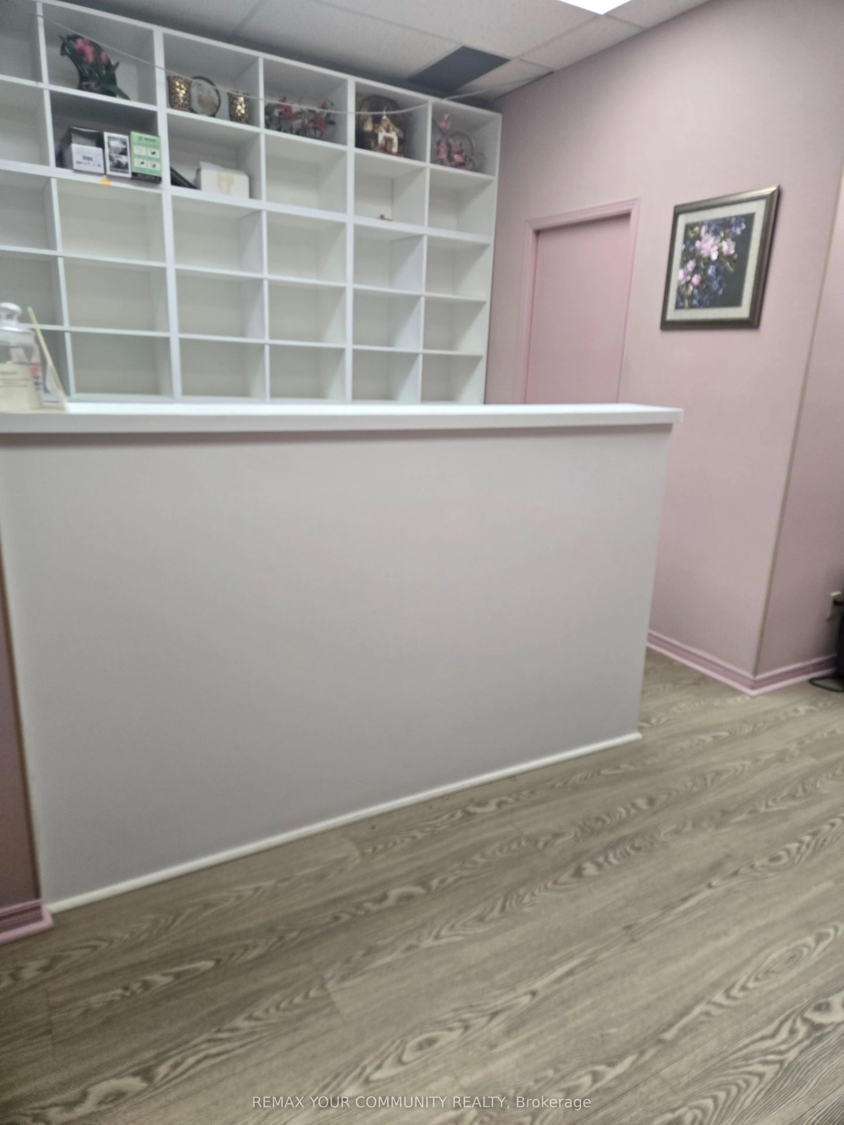 250 Harding Boulevard W #408