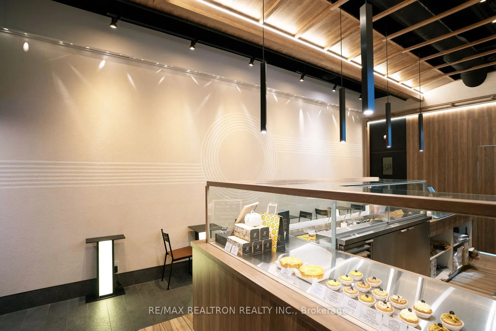 57 HARRY WALKER Parkway S #4-6