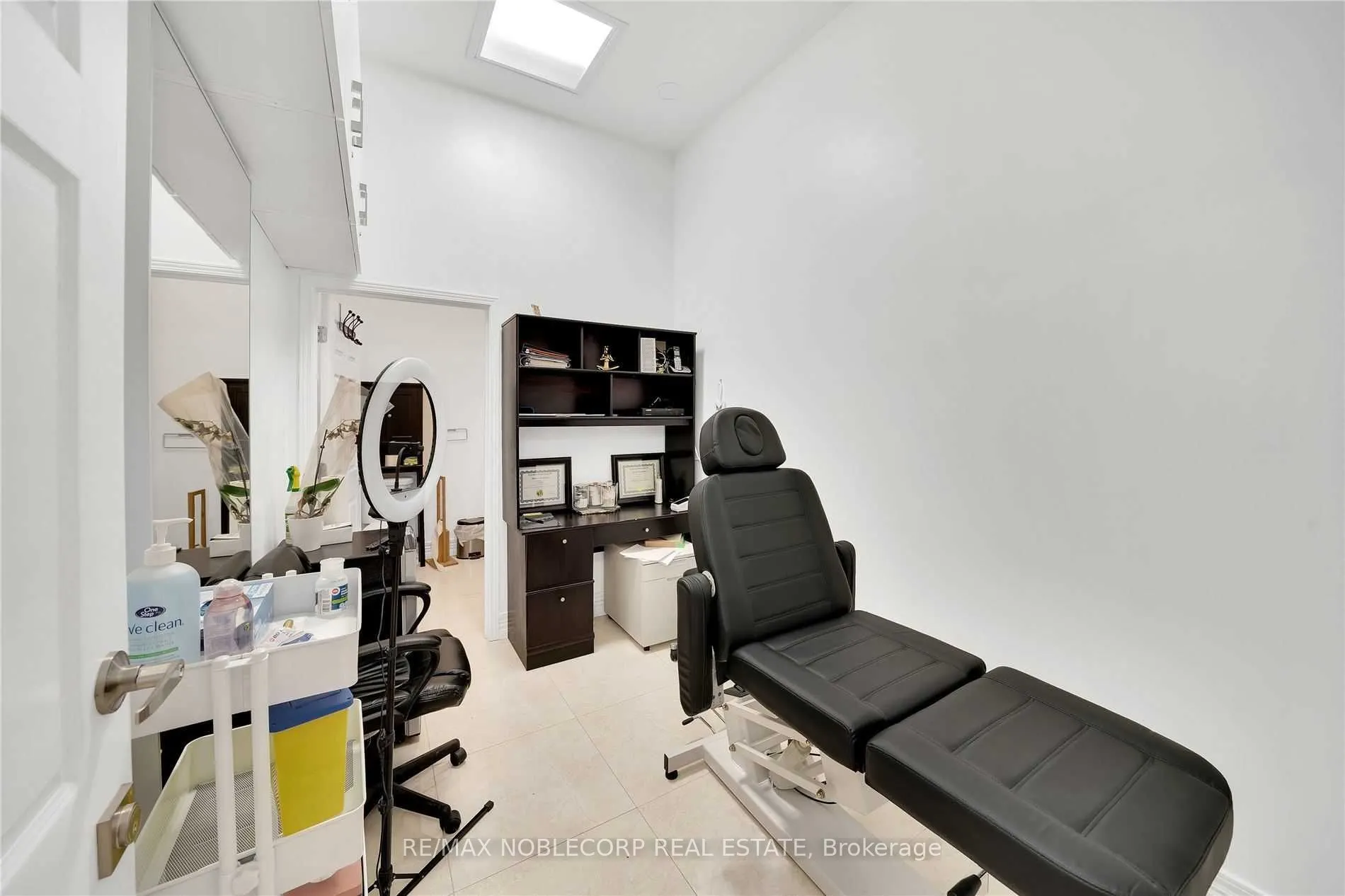 10501 Weston Road #5&6