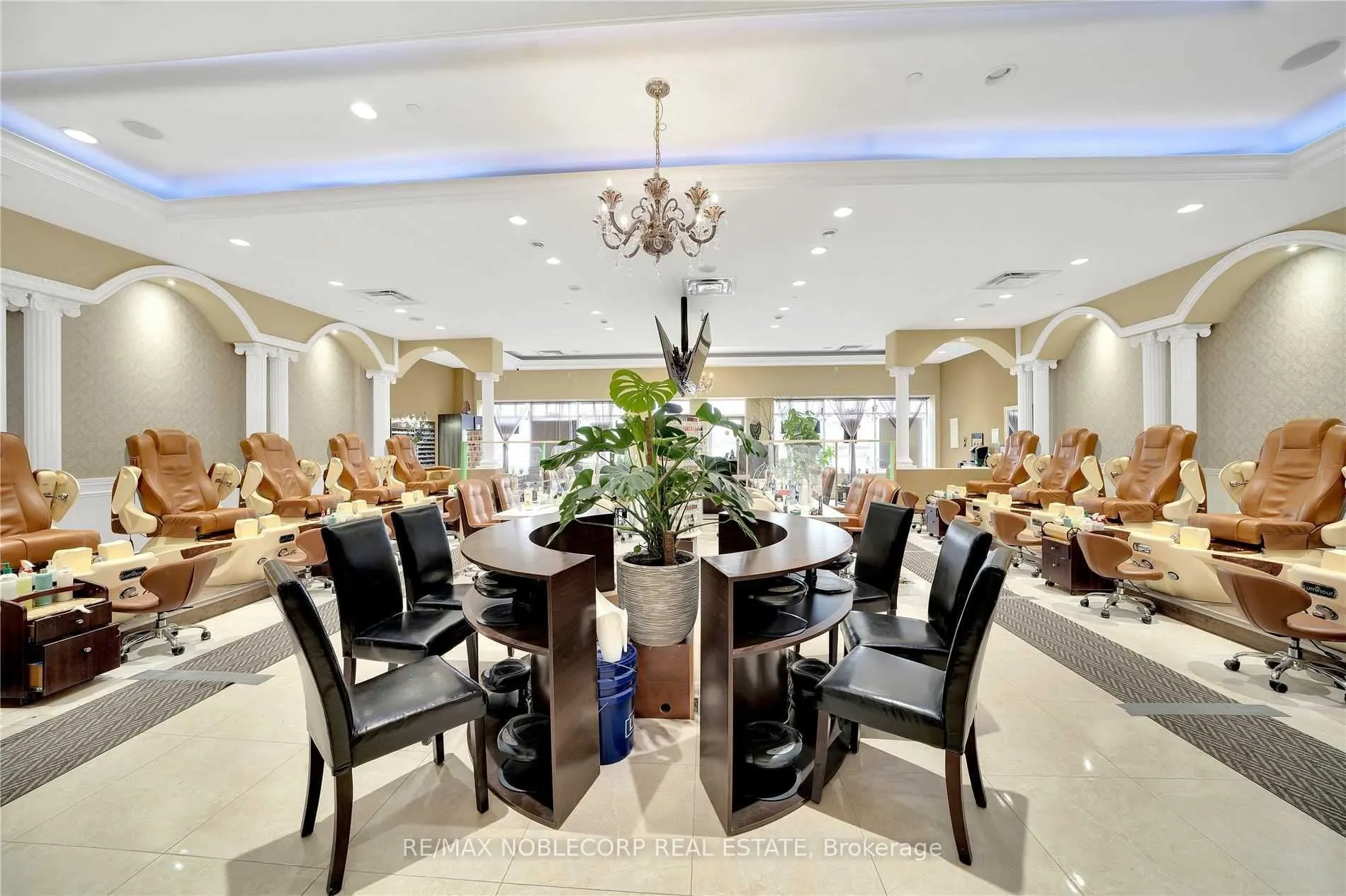 10501 Weston Road #5&6