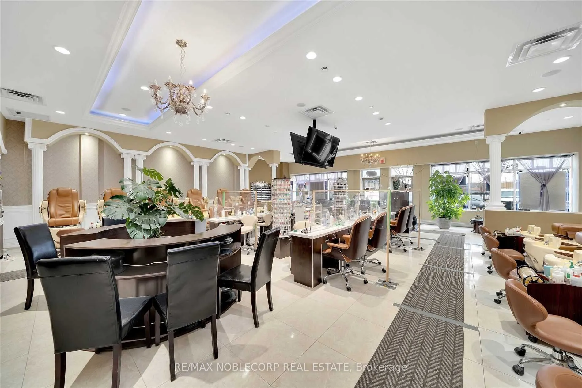10501 Weston Road #5&6
