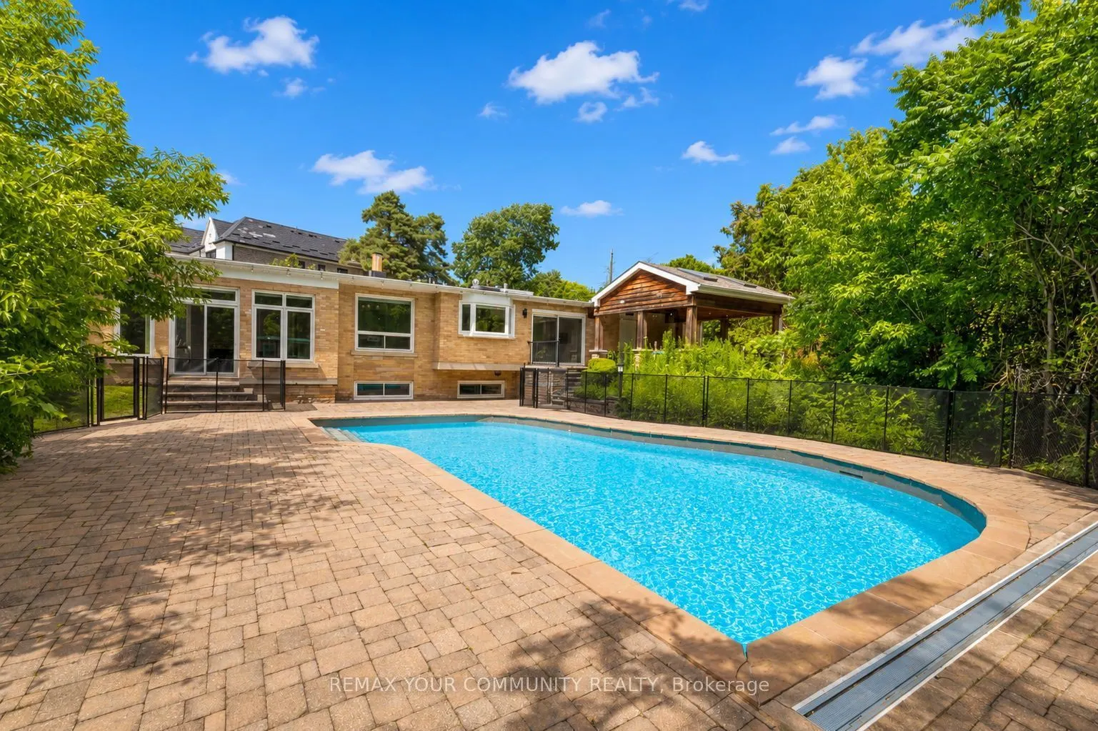 35 Idleswift Drive