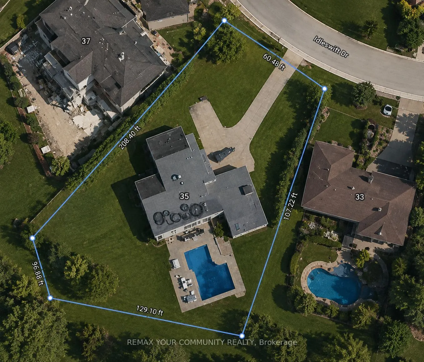 35 Idleswift Drive
