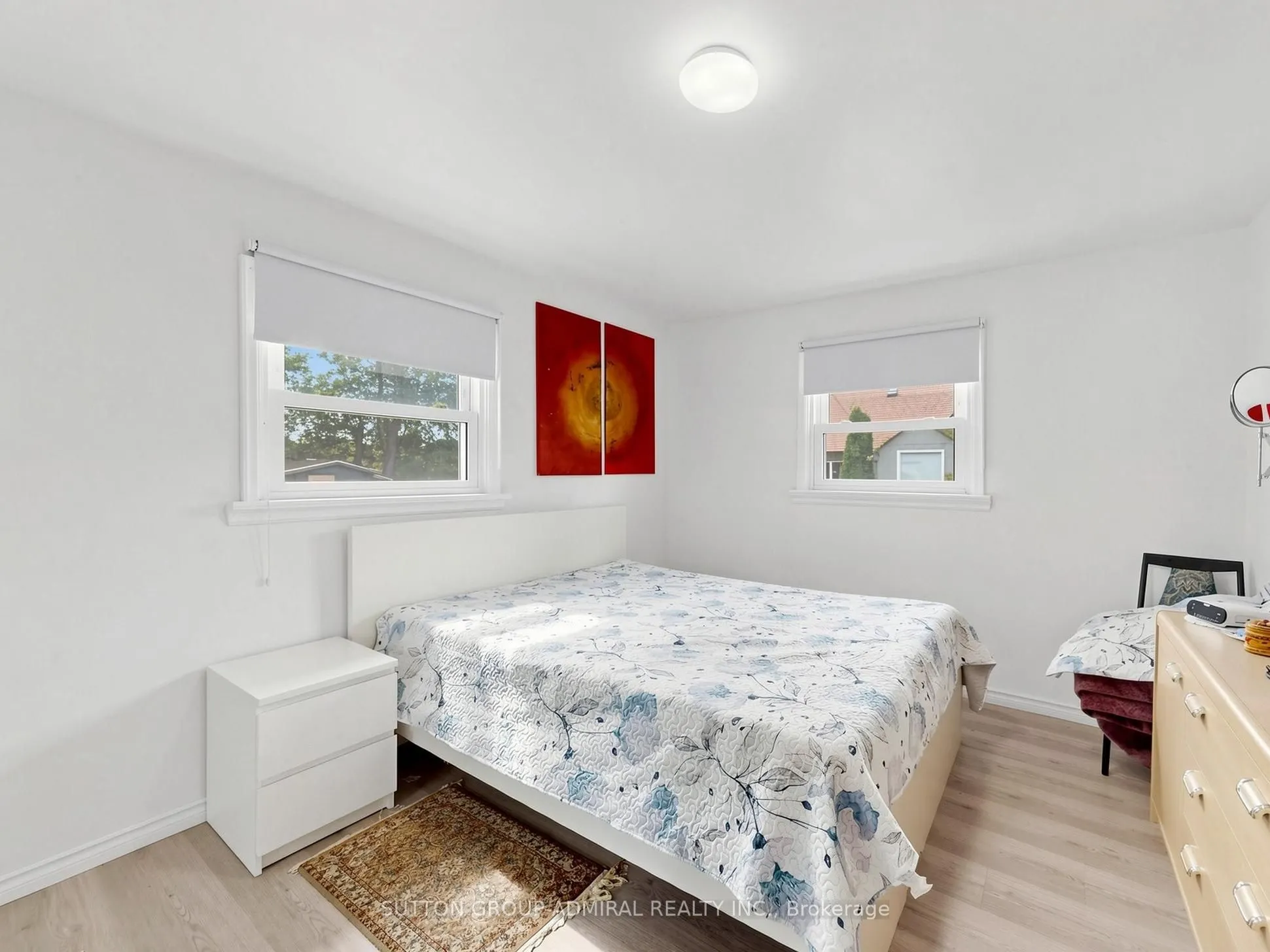 4631 Aurora Road