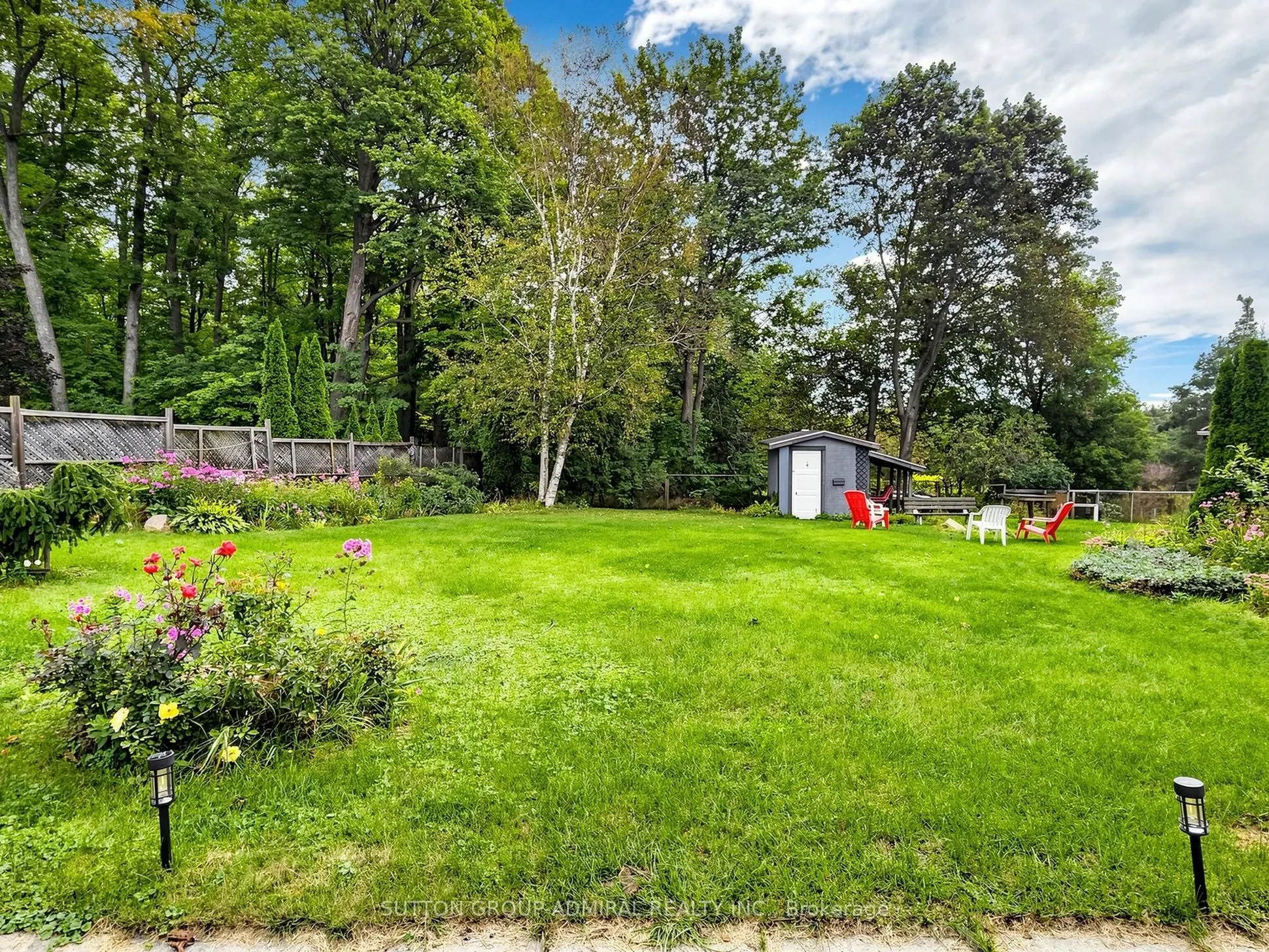 4631 Aurora Road