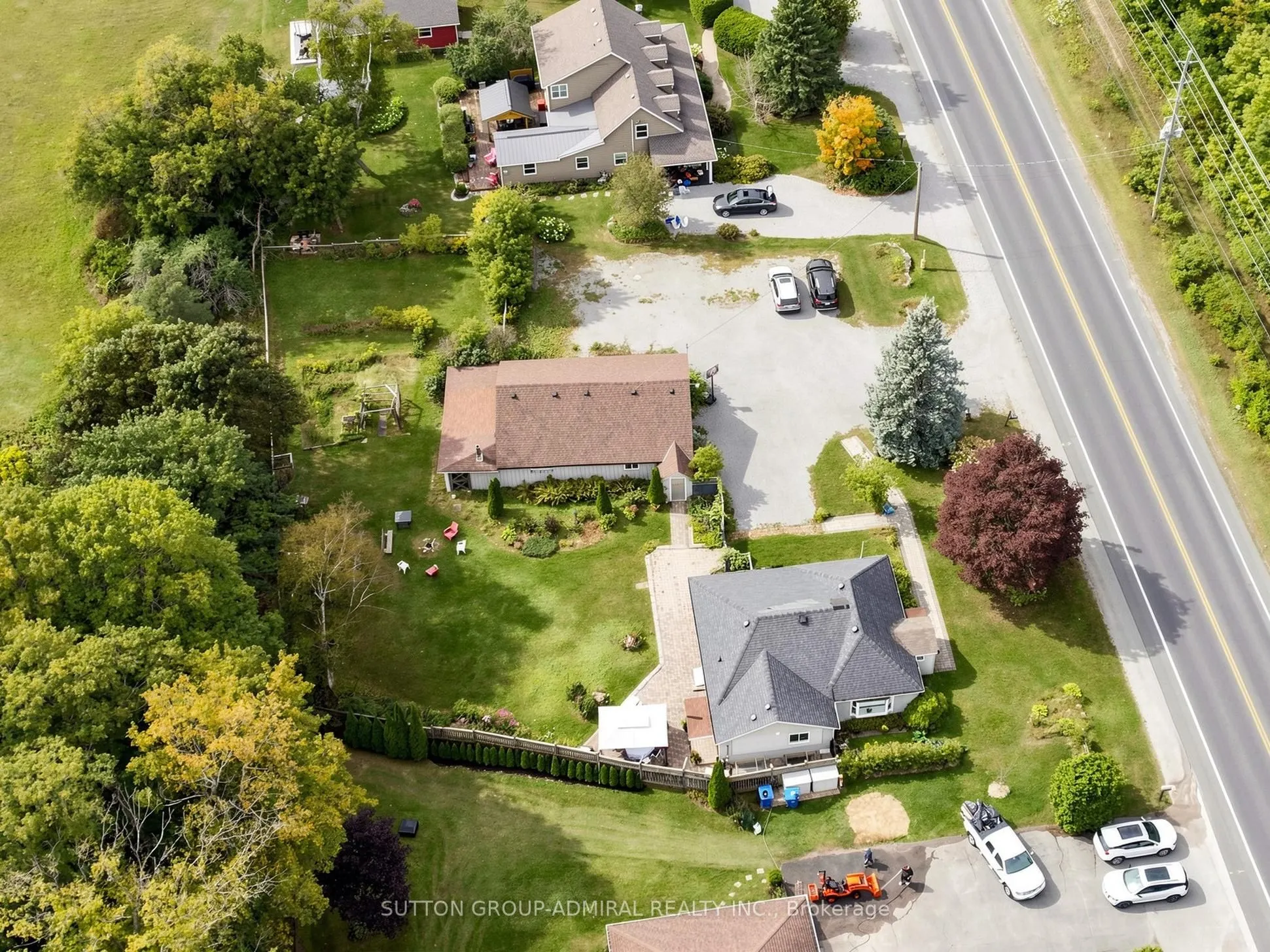 4631 Aurora Road