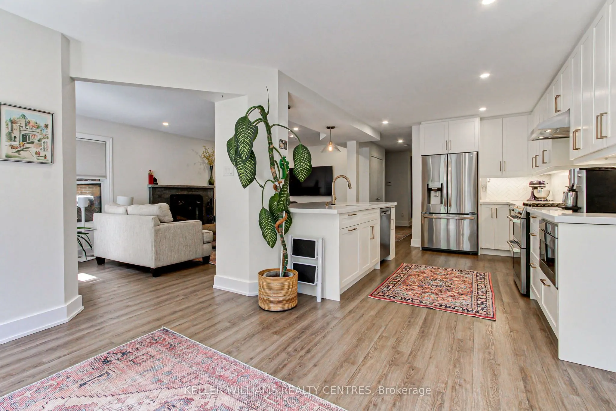 204 Crossland Gate