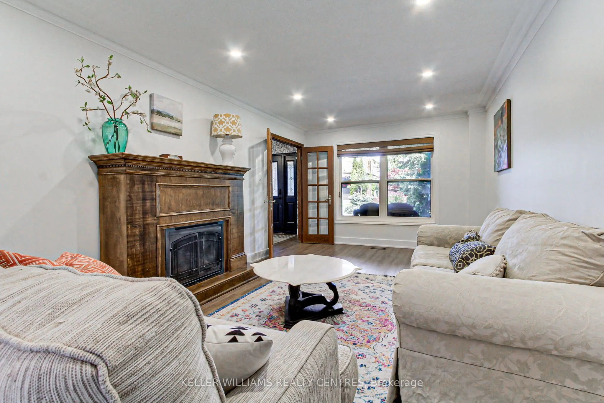204 Crossland Gate