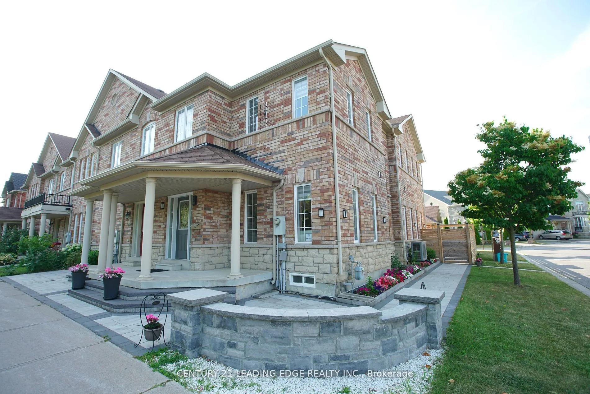 648 South Unionville Avenue
