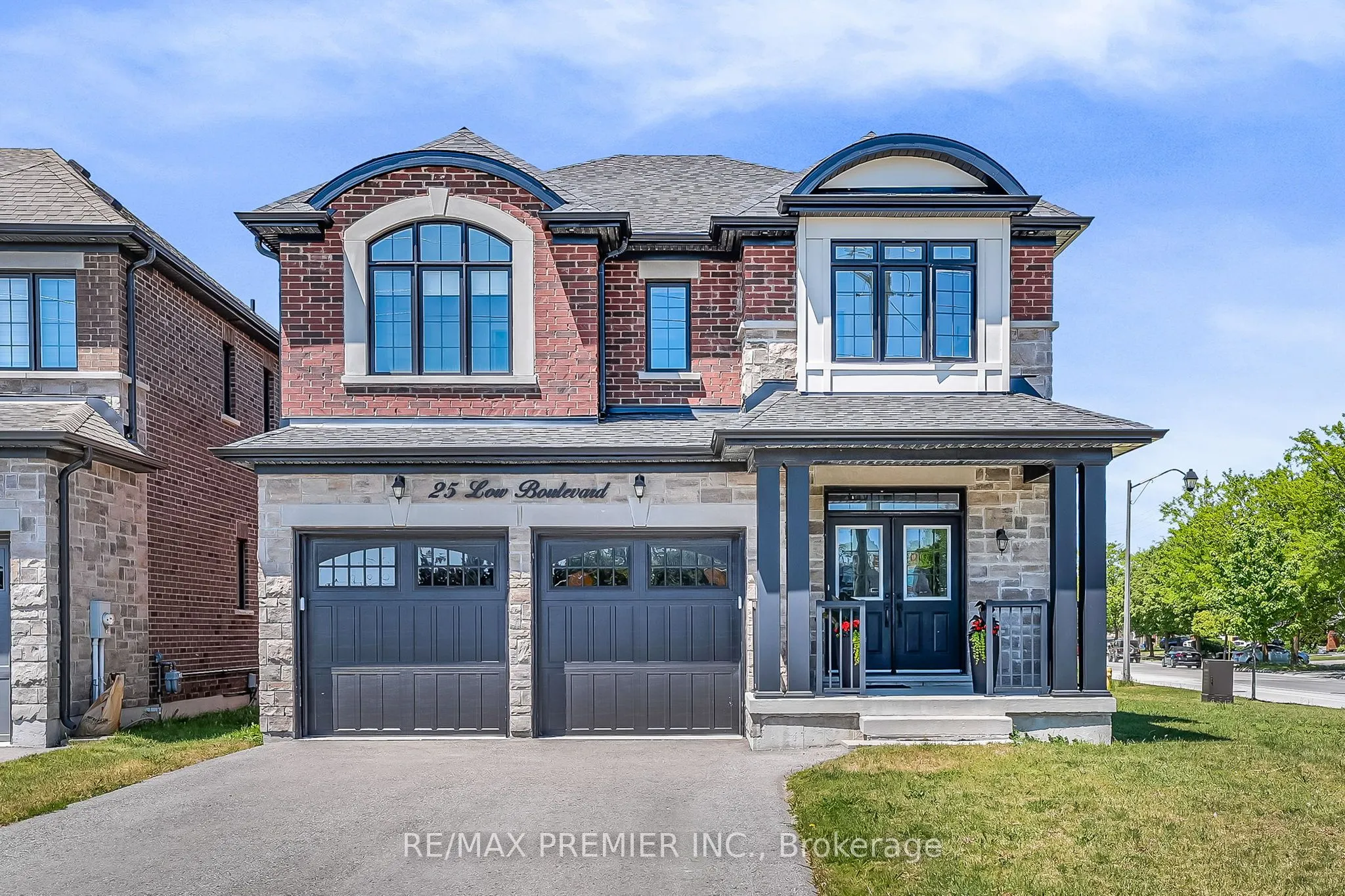 25 Low Boulevard
