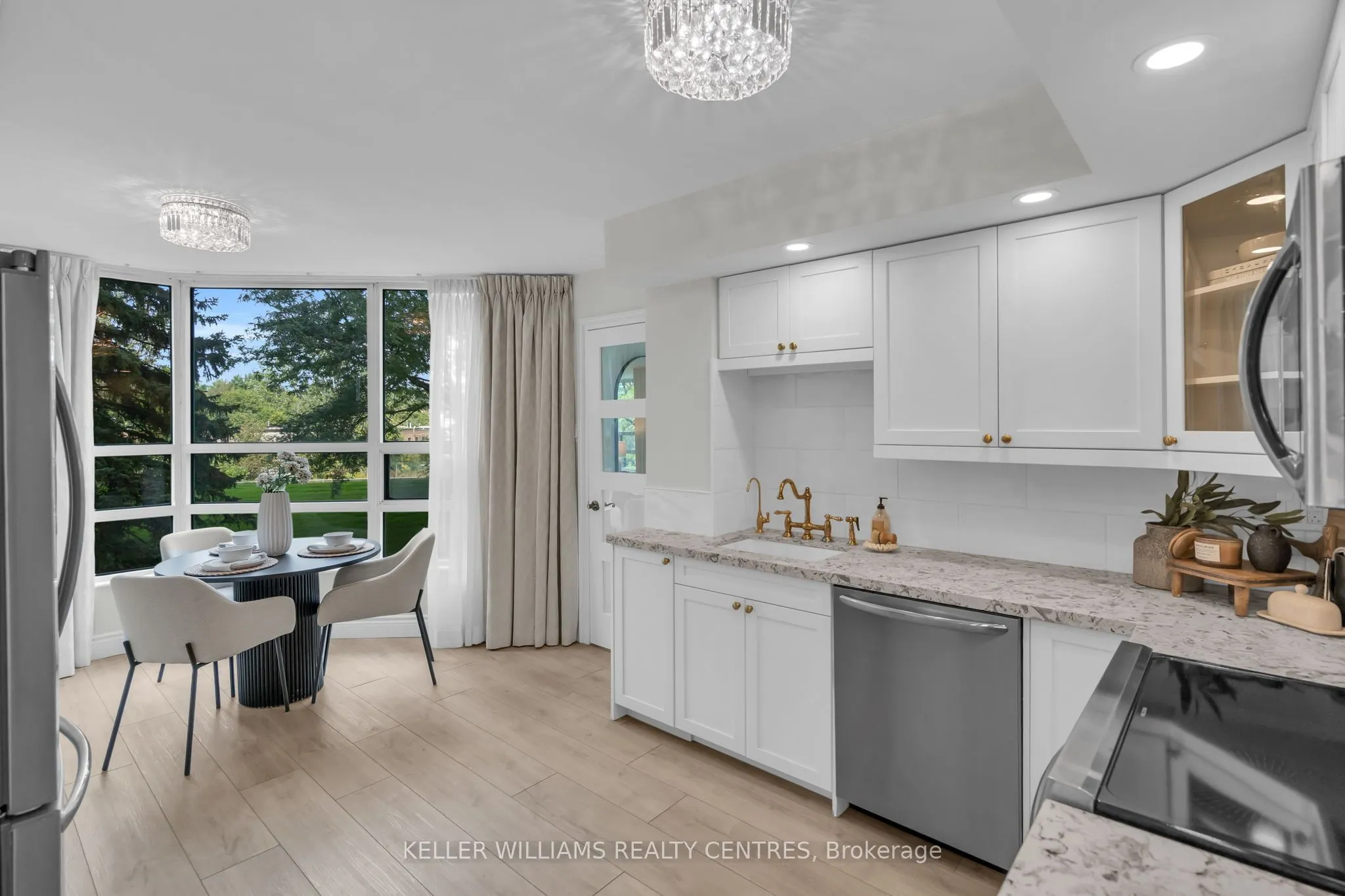 7905 Bayview Avenue #204