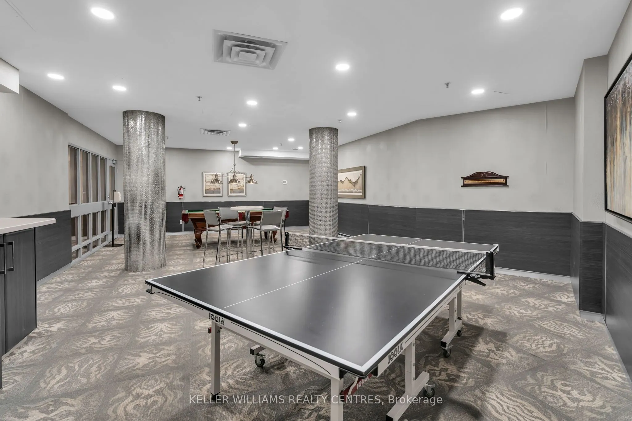 7905 Bayview Avenue #204