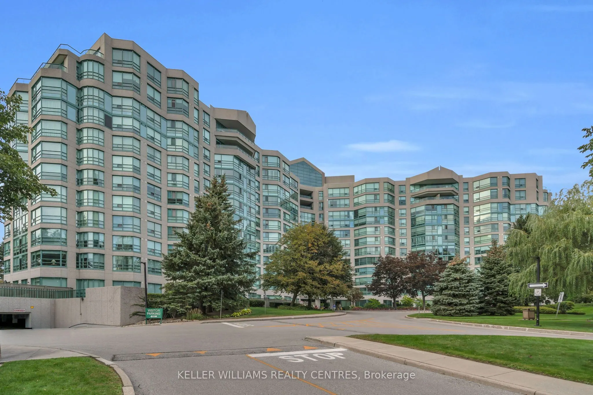 7905 Bayview Avenue #204