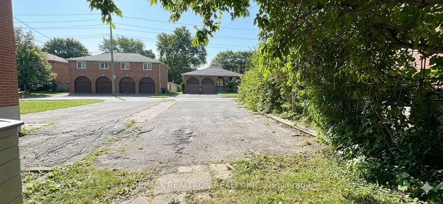 34 Clark Avenue #Basement