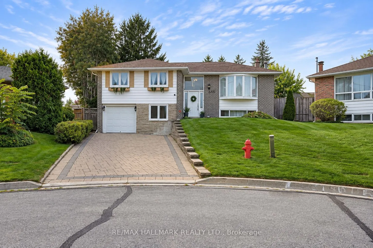 648 Mossbank Court