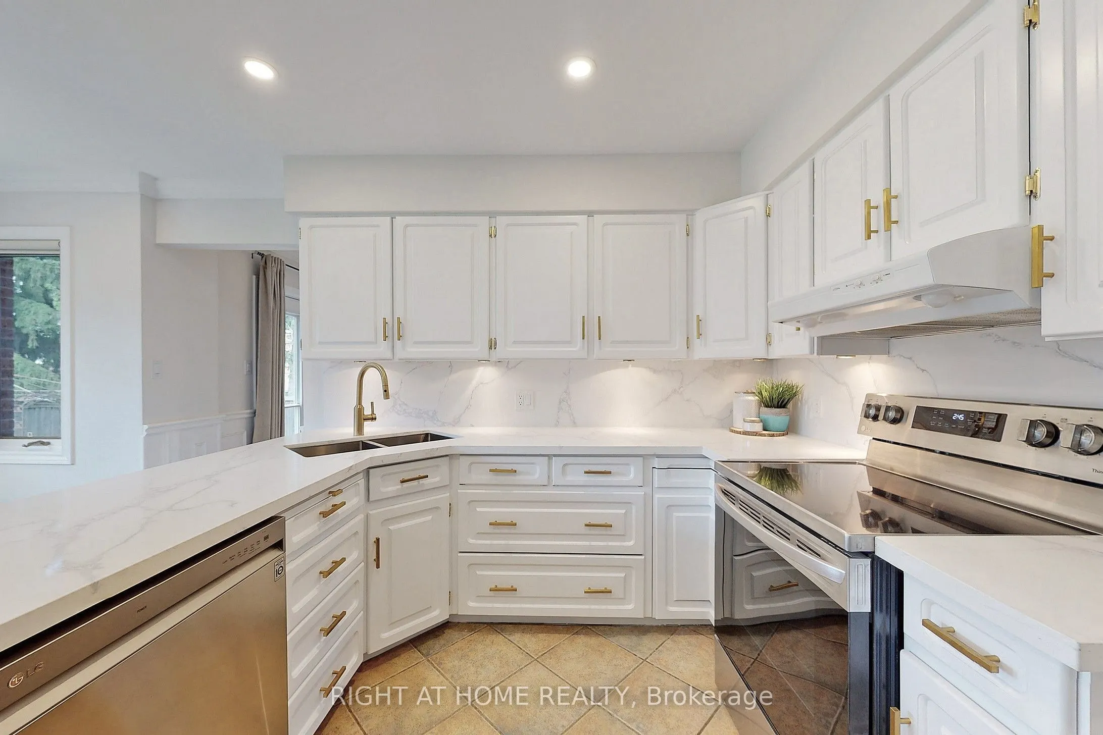 350 Sunset Beach Road