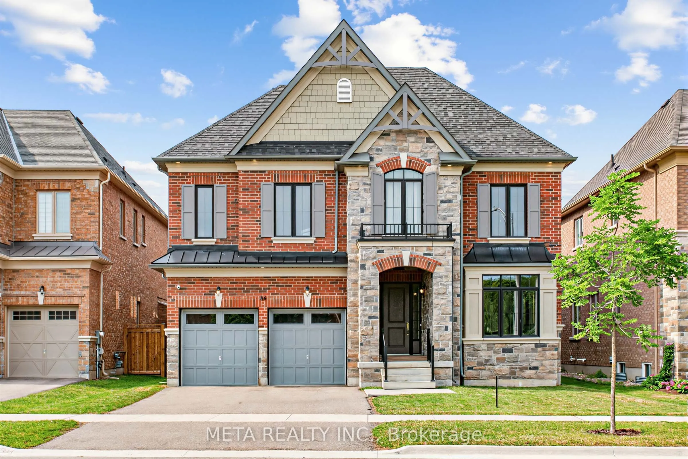 56 Klees Crescent