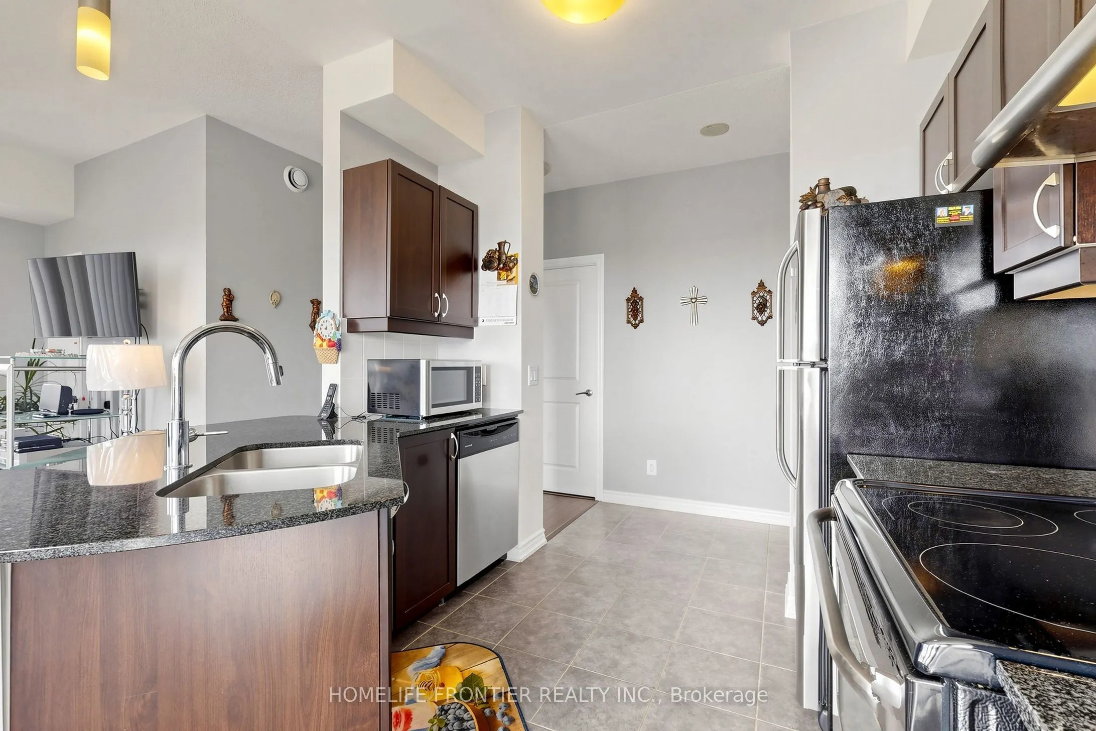 7730 Kipling Avenue #602