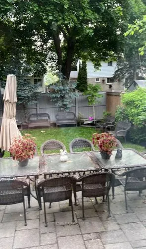 108 Sharpe Crescent #Main & Upper