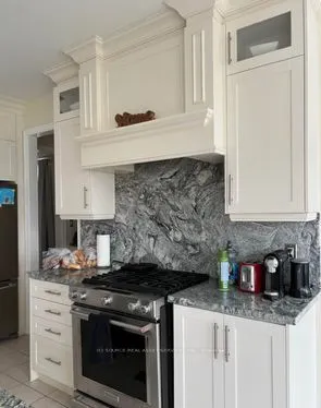 108 Sharpe Crescent #Main & Upper