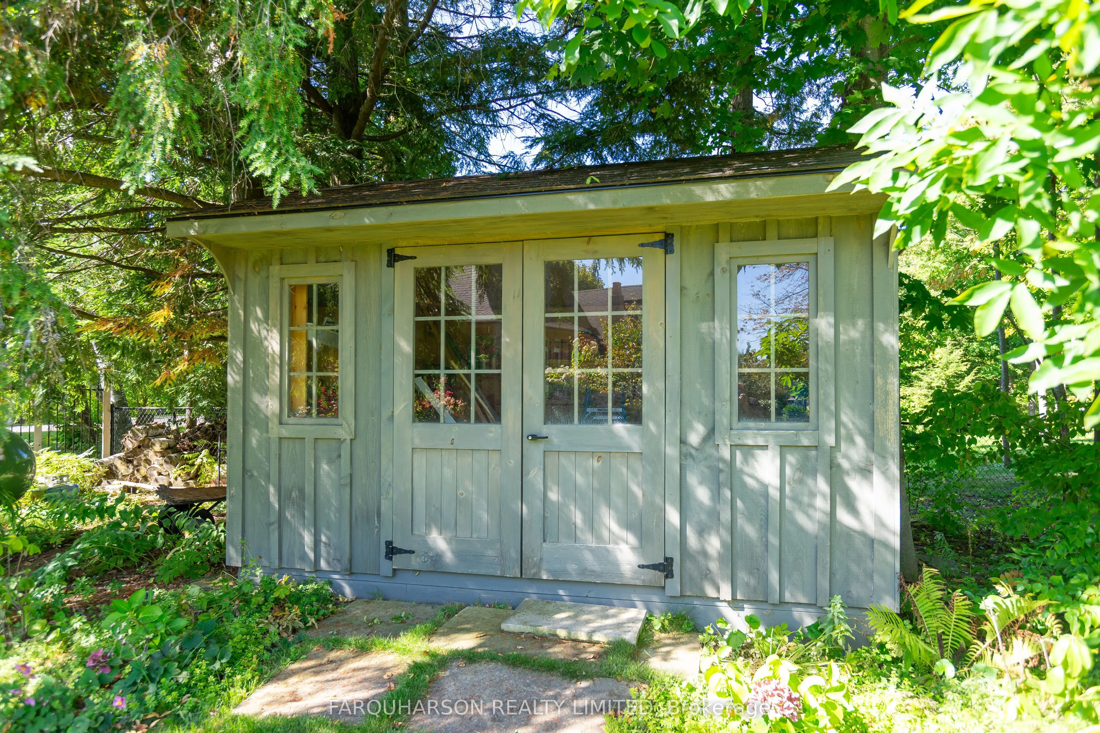 10 Earl Cook Drive