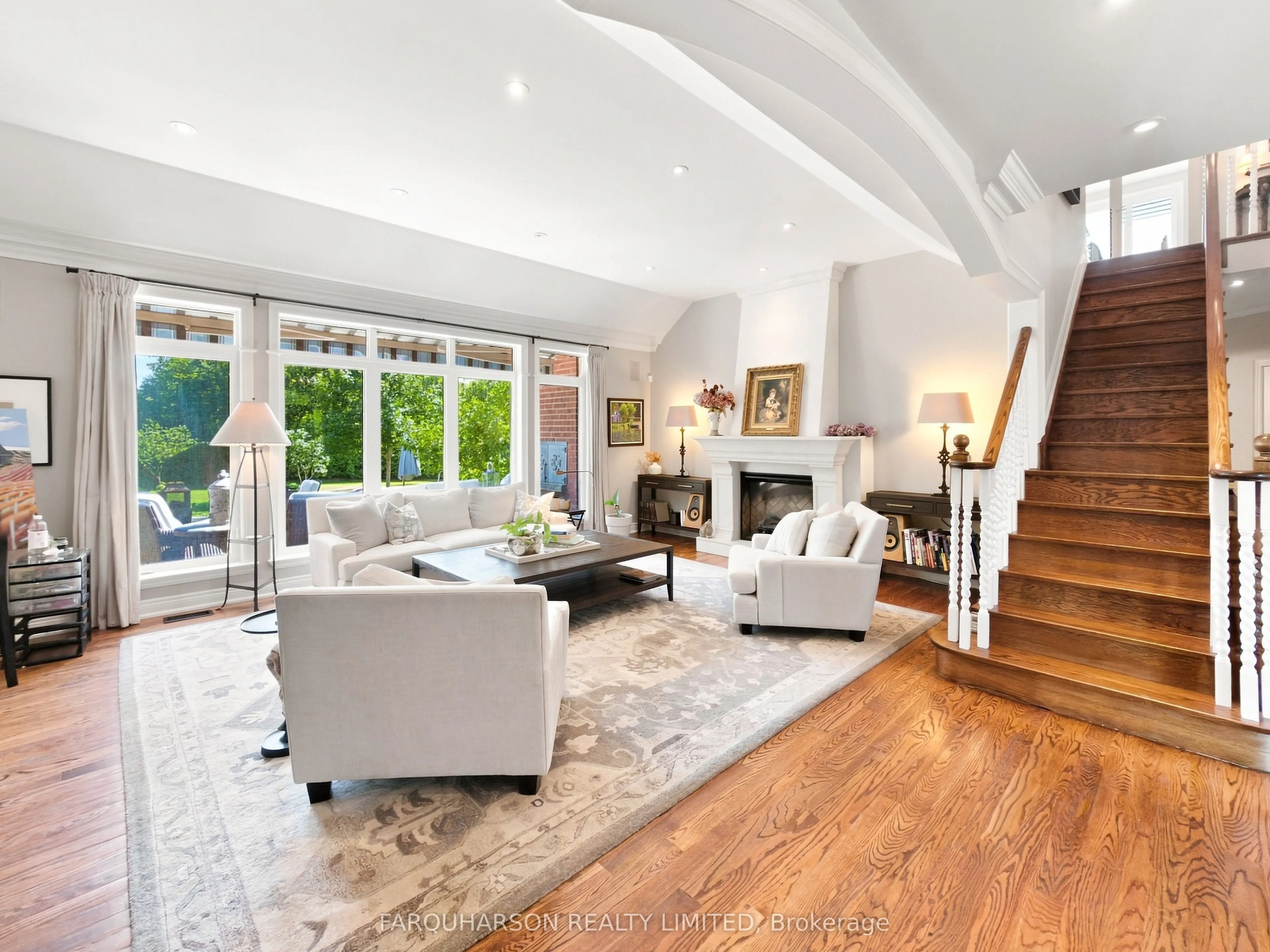 10 Earl Cook Drive