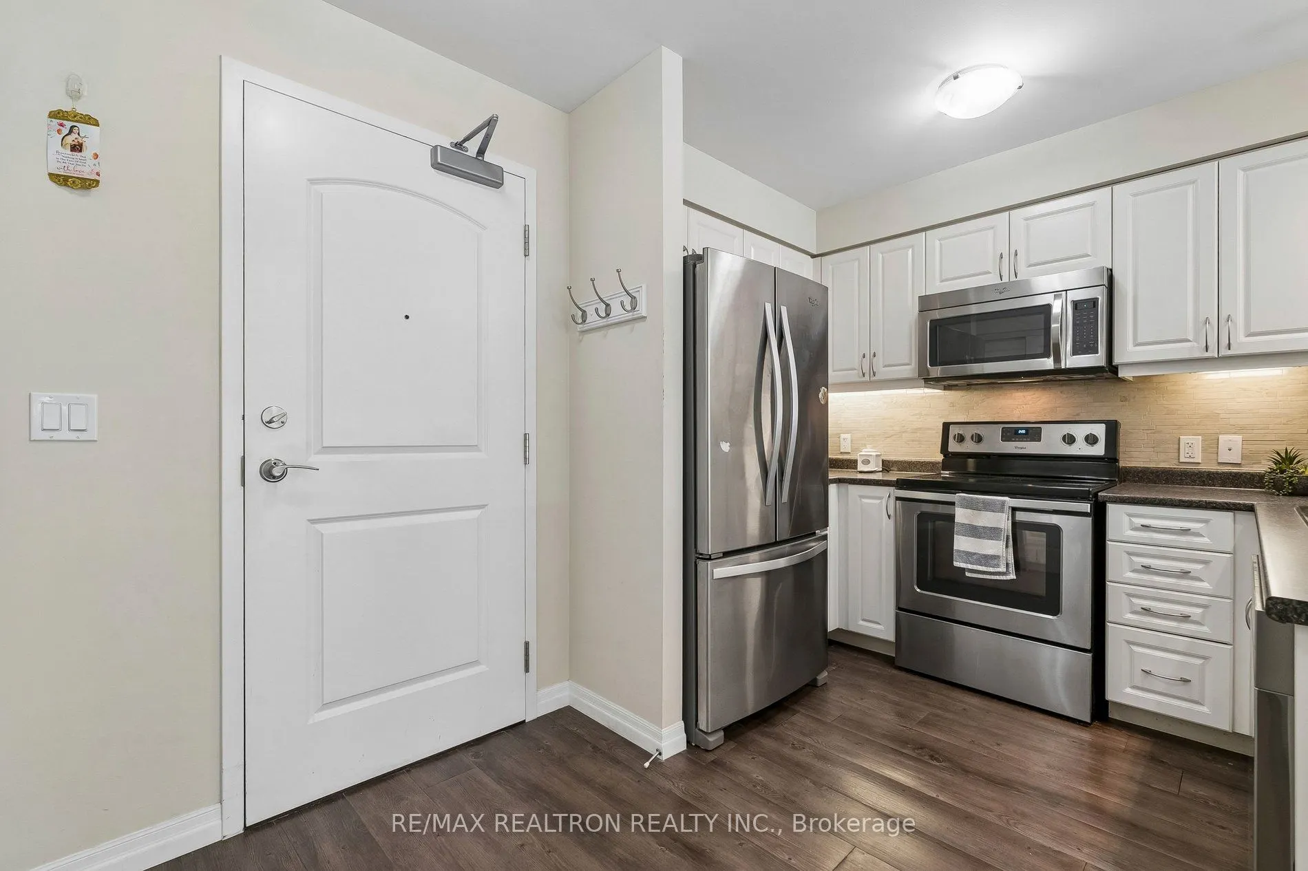 400 William Graham Drive #208